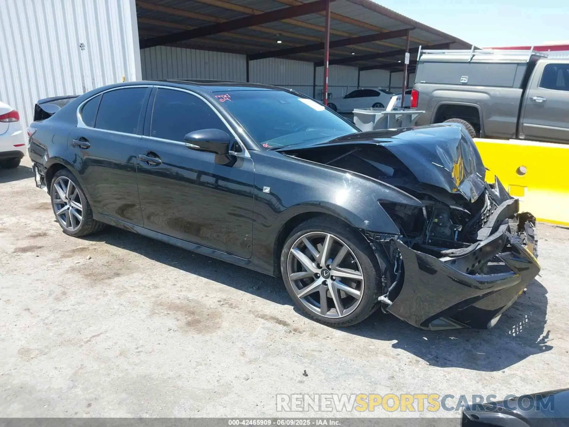 1 Фотография поврежденного автомобиля JTHBZ1BL0KA018408 LEXUS GS 350 2019