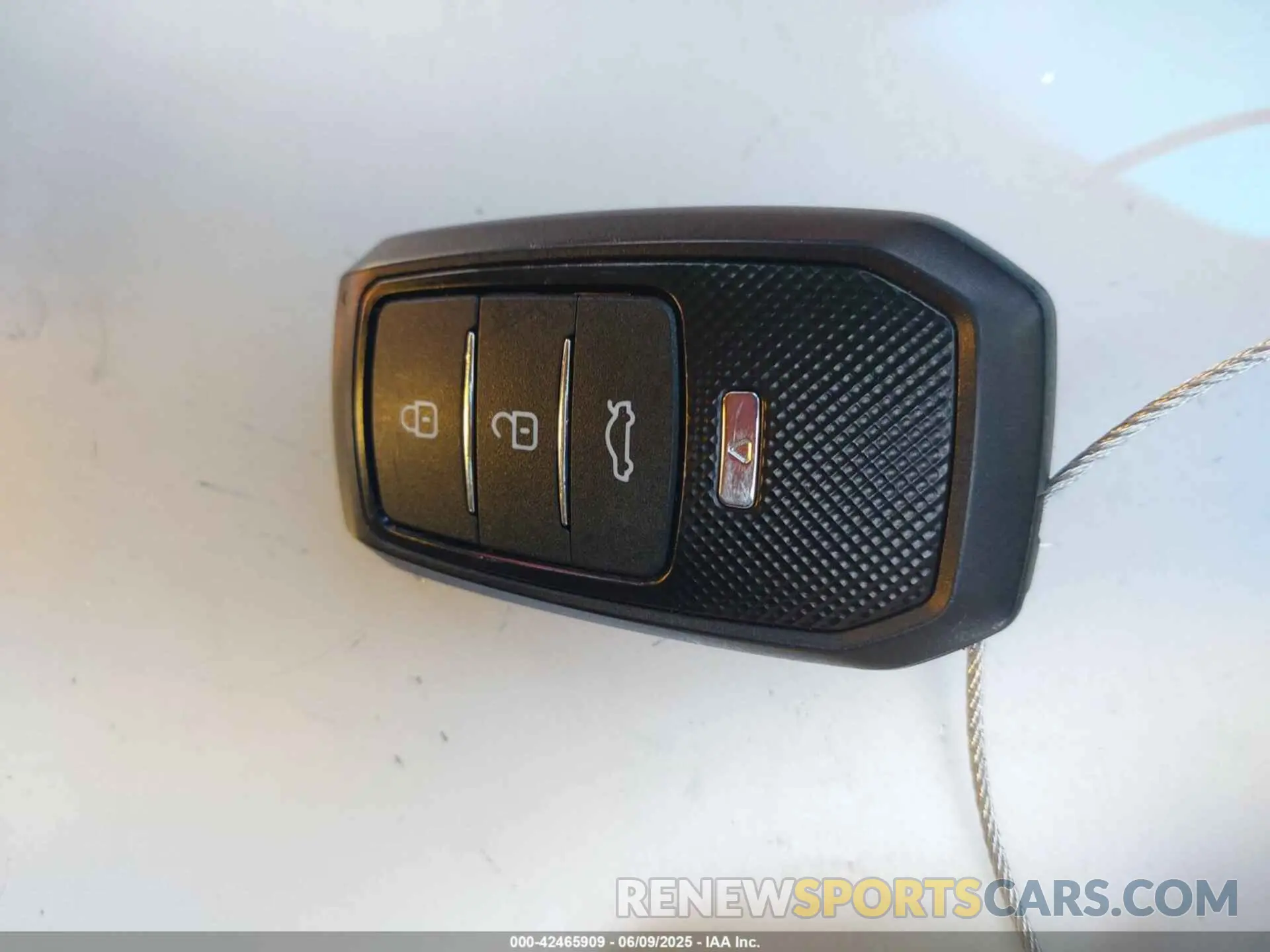 11 Фотография поврежденного автомобиля JTHBZ1BL0KA018408 LEXUS GS 350 2019