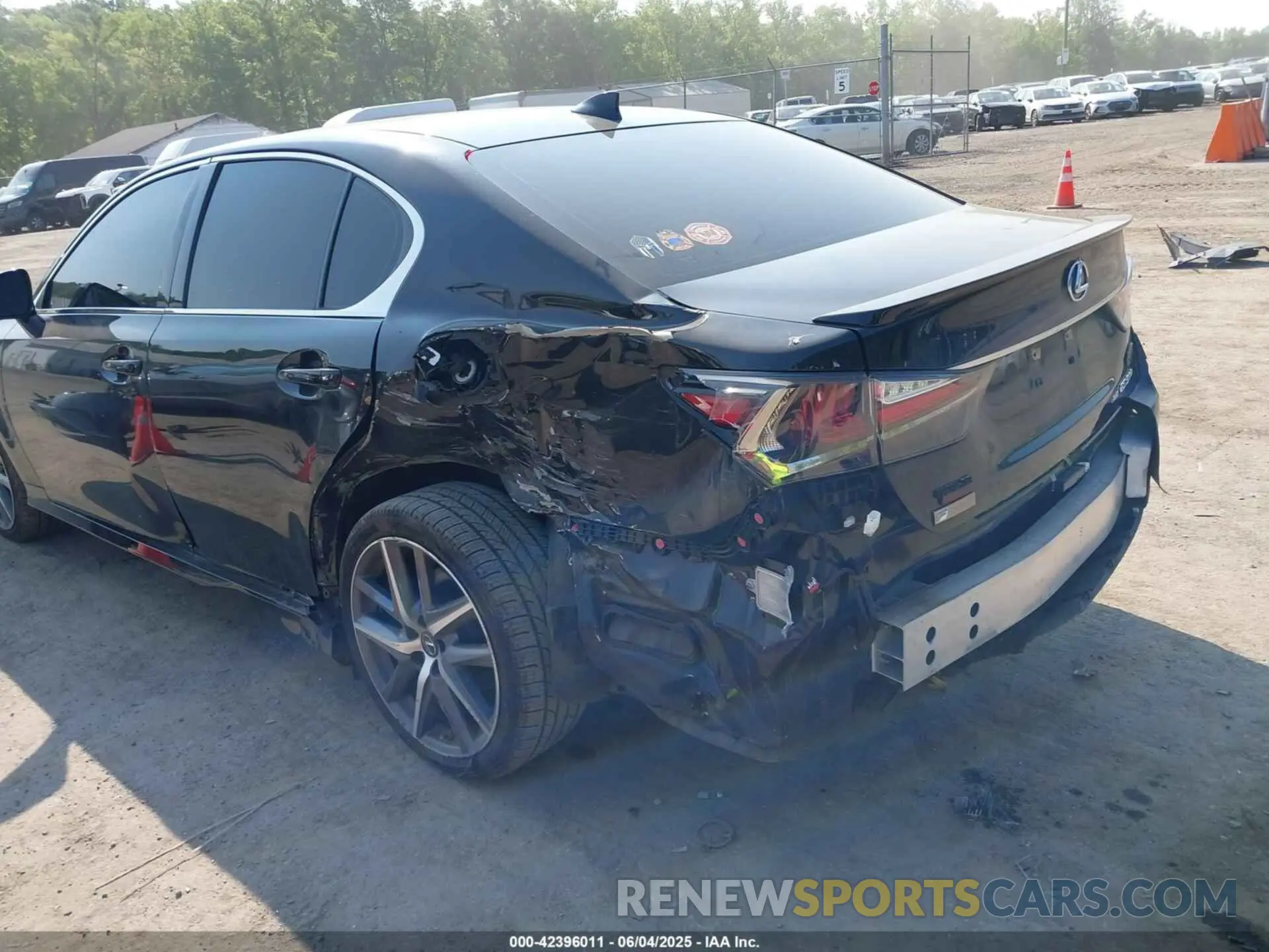 6 Фотография поврежденного автомобиля JTHCZ1BL3KA011179 LEXUS GS 350 2019