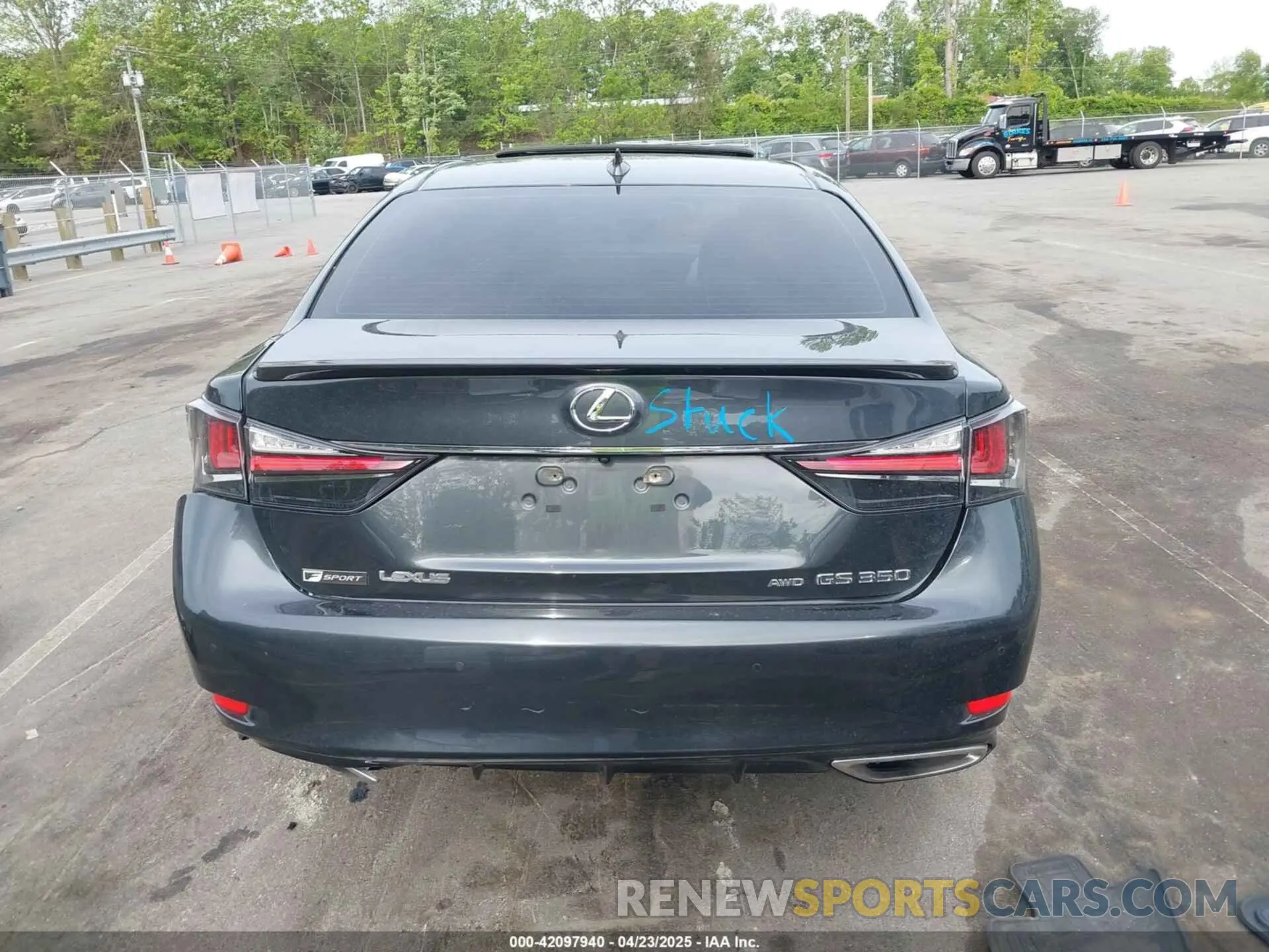 17 Фотография поврежденного автомобиля JTHEZ1CL8LA012496 LEXUS GS 350 2020