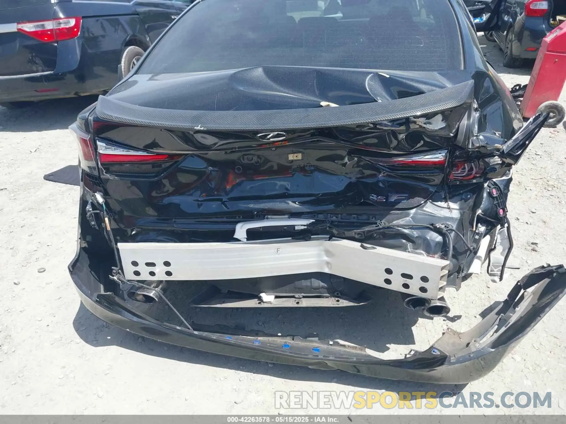 6 Photograph of a damaged car JTHBP1BL6KA003000 LEXUS GS F 2019