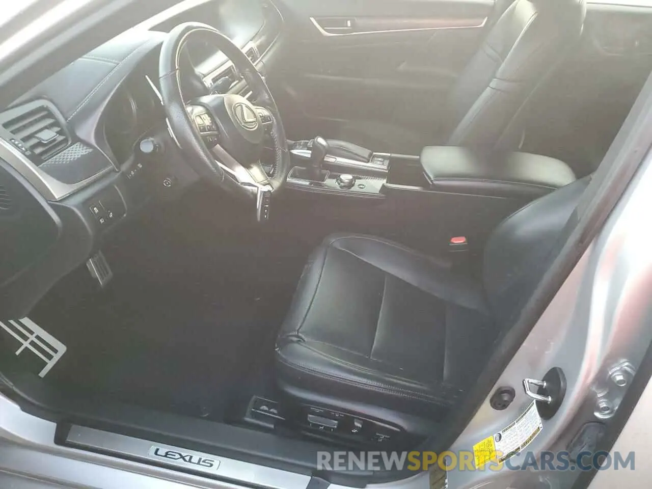 7 Photograph of a damaged car JTHBZ1BL5KA018999 LEXUS GS350 2019