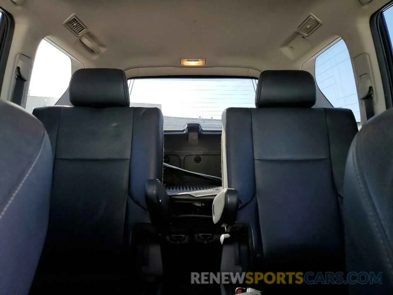 10 Фотография поврежденного автомобиля JTJBM7FX0K5222924 LEXUS GX 2019