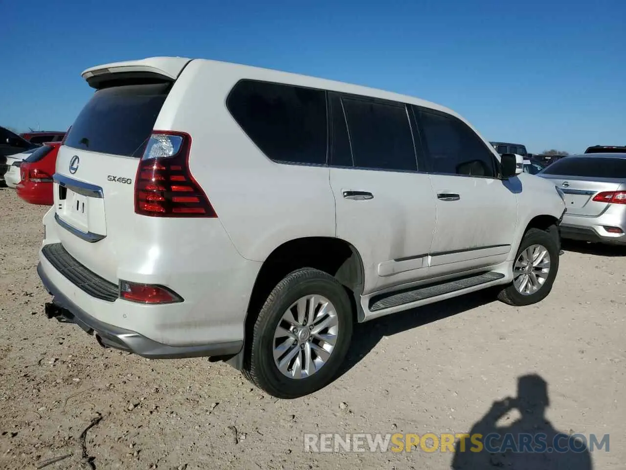 3 Фотография поврежденного автомобиля JTJBM7FX0K5222924 LEXUS GX 2019
