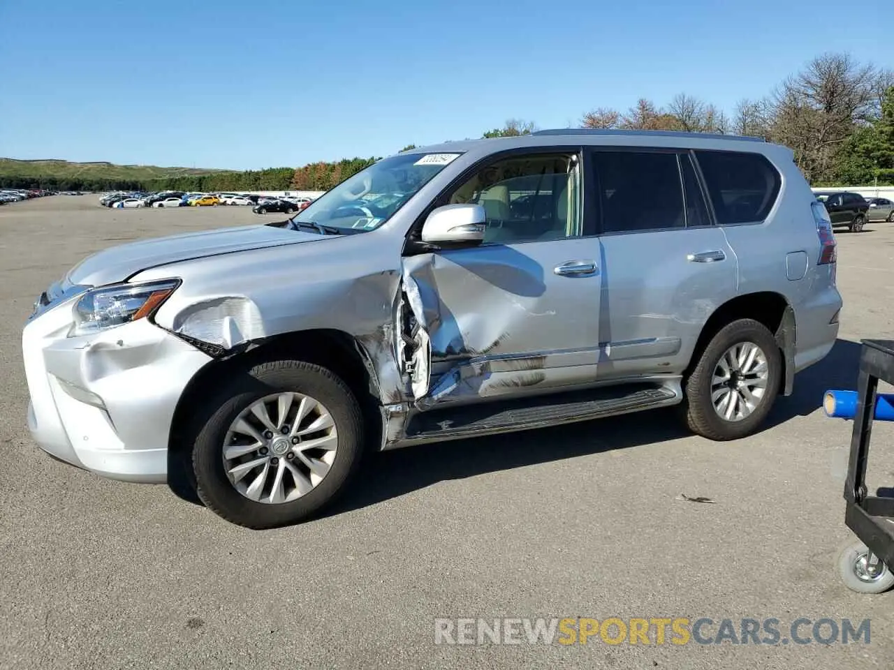 1 Фотография поврежденного автомобиля JTJBM7FX1K5218333 LEXUS GX 2019