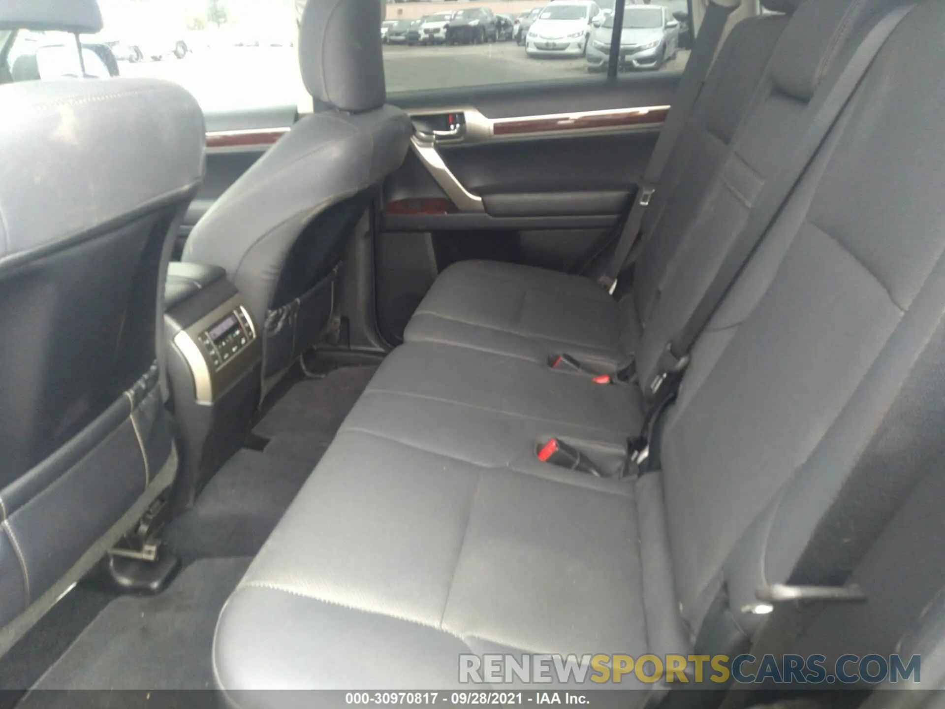 8 Photograph of a damaged car JTJBM7FX4K5234526 LEXUS GX 2019