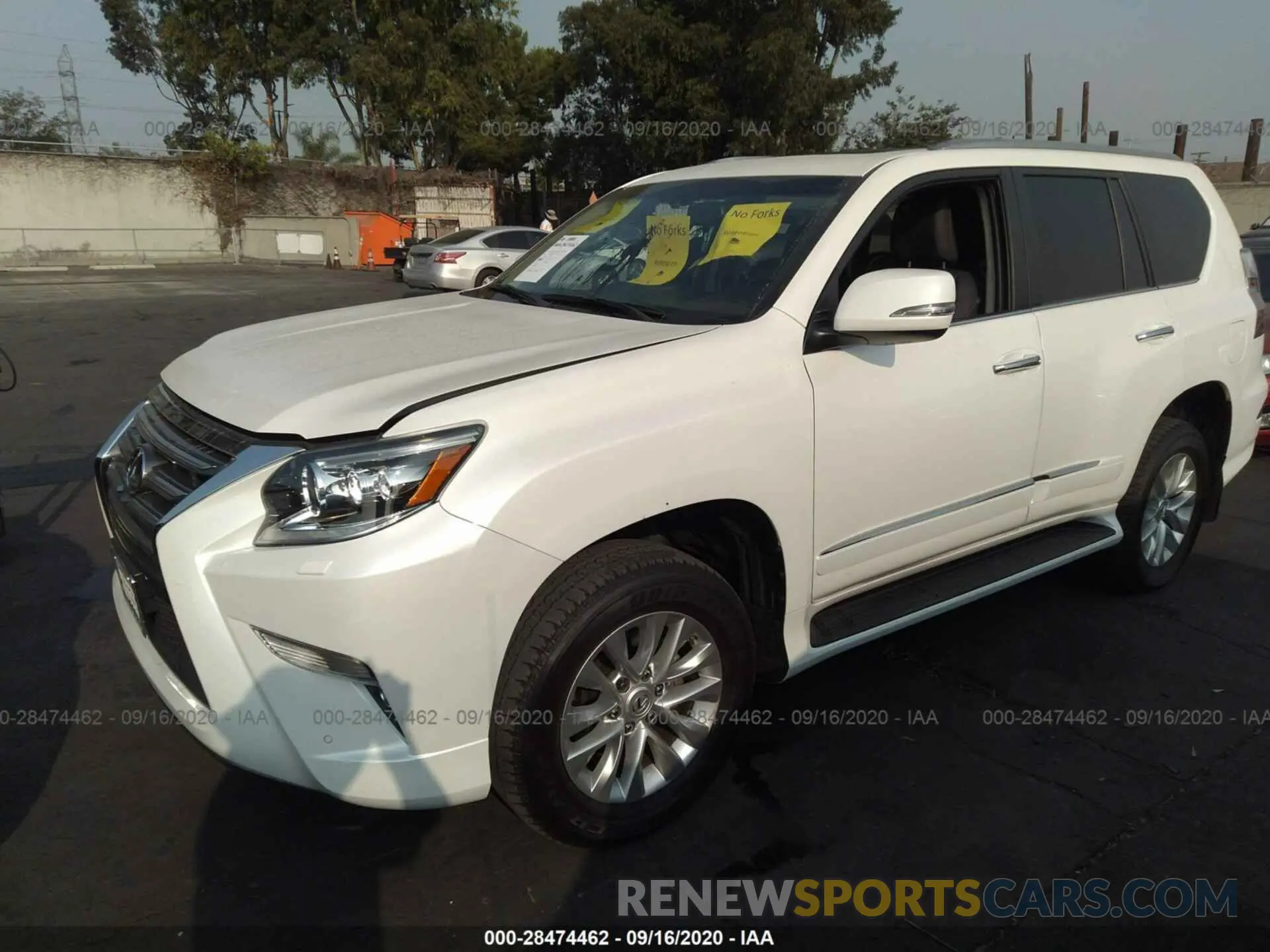 2 Photograph of a damaged car JTJBM7FX5K5238116 LEXUS GX 2019