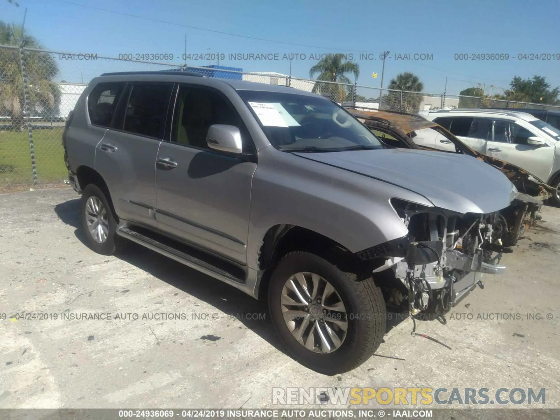 1 Photograph of a damaged car JTJBM7FX7K5212990 LEXUS GX 2019