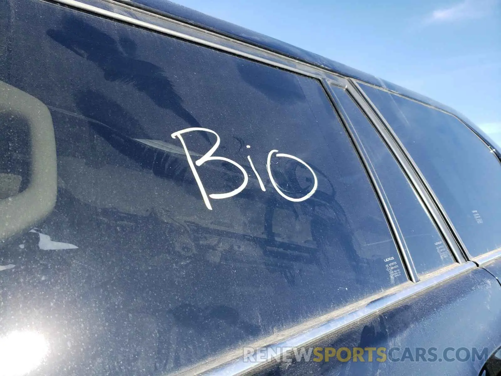 8 Photograph of a damaged car JTJBM7FX7K5220619 LEXUS GX 2019