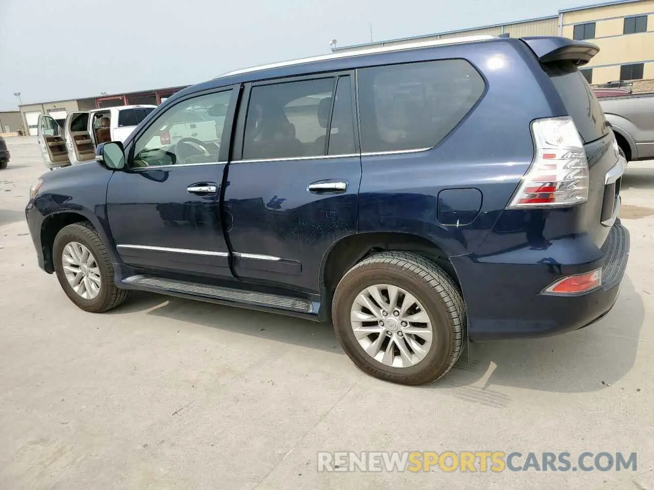 2 Фотография поврежденного автомобиля JTJBM7FX7K5234228 LEXUS GX 2019