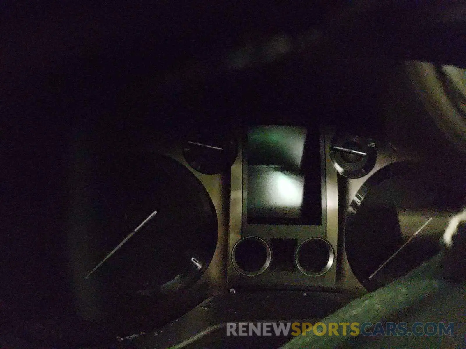 8 Photograph of a damaged car JTJBM7FX9K5226227 LEXUS GX 2019