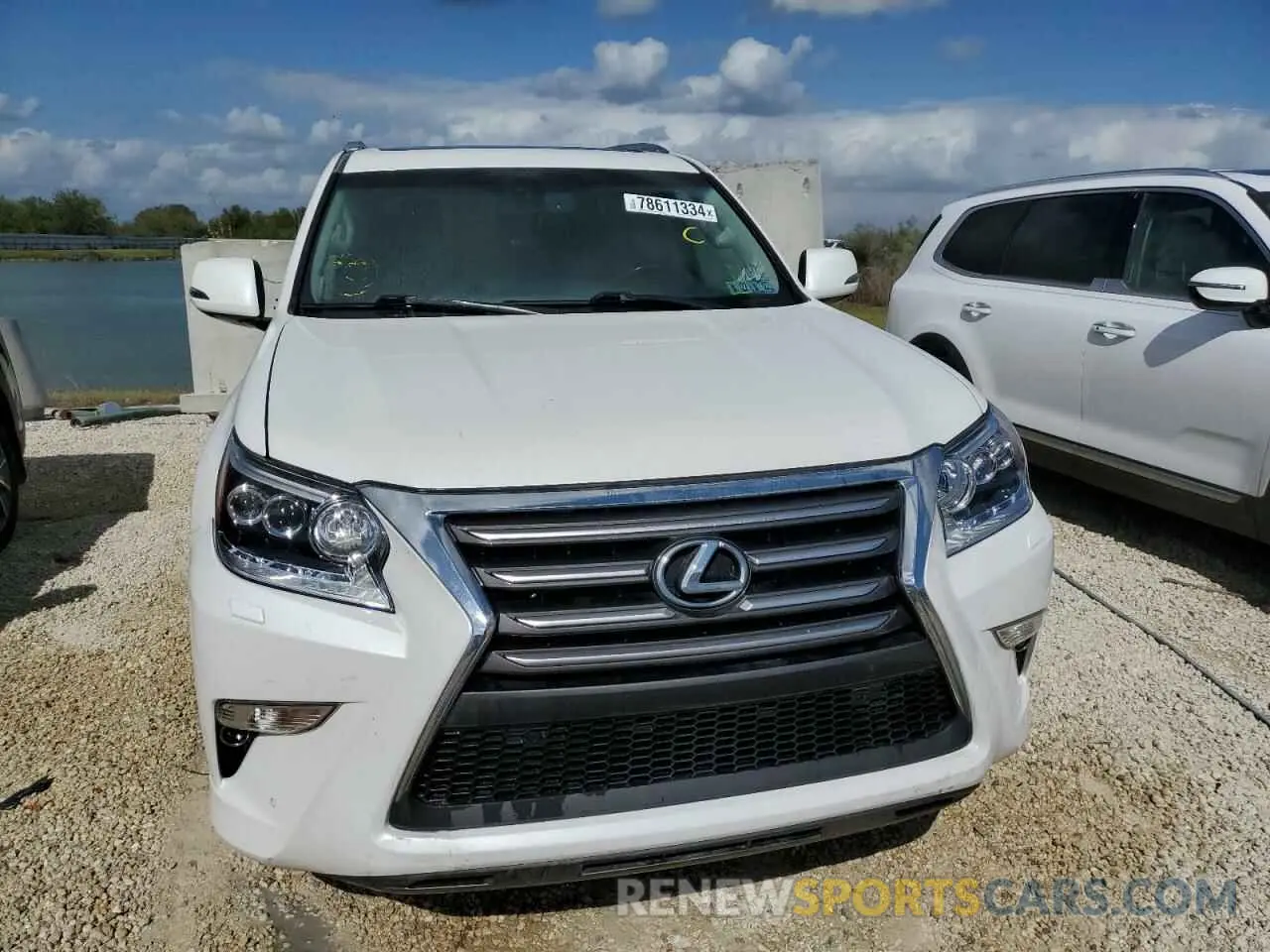5 Photograph of a damaged car JTJBM7FXXK5215558 LEXUS GX 2019