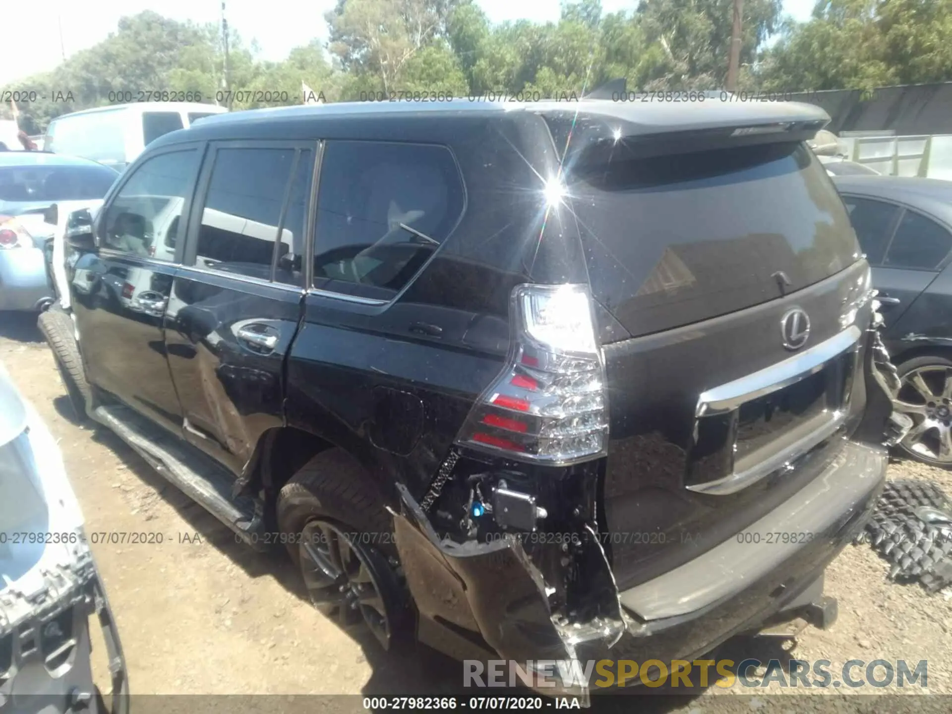 3 Фотография поврежденного автомобиля JTJAM7BX2L5256866 LEXUS GX 2020