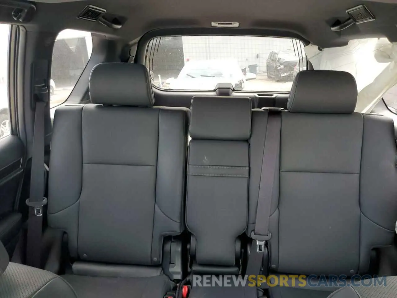10 Фотография поврежденного автомобиля JTJAM7BX4L5262958 LEXUS GX 2020