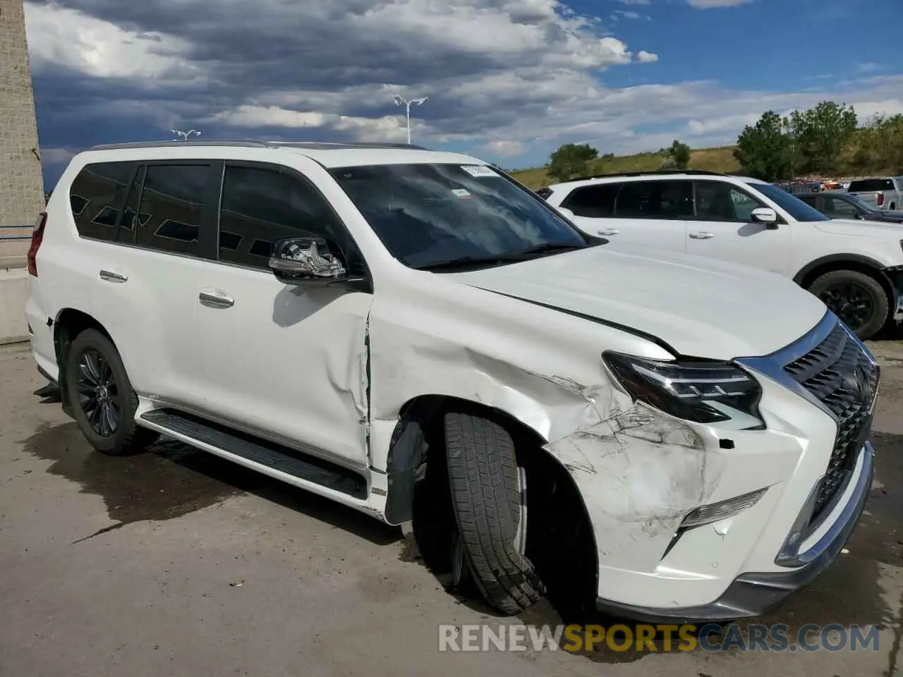 4 Photograph of a damaged car JTJAM7BX6L5266722 LEXUS GX 2020