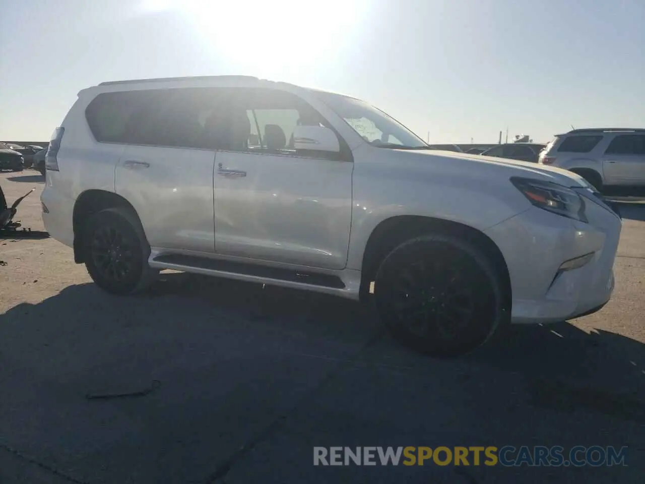 4 Фотография поврежденного автомобиля JTJAM7BX7L5256944 LEXUS GX 2020