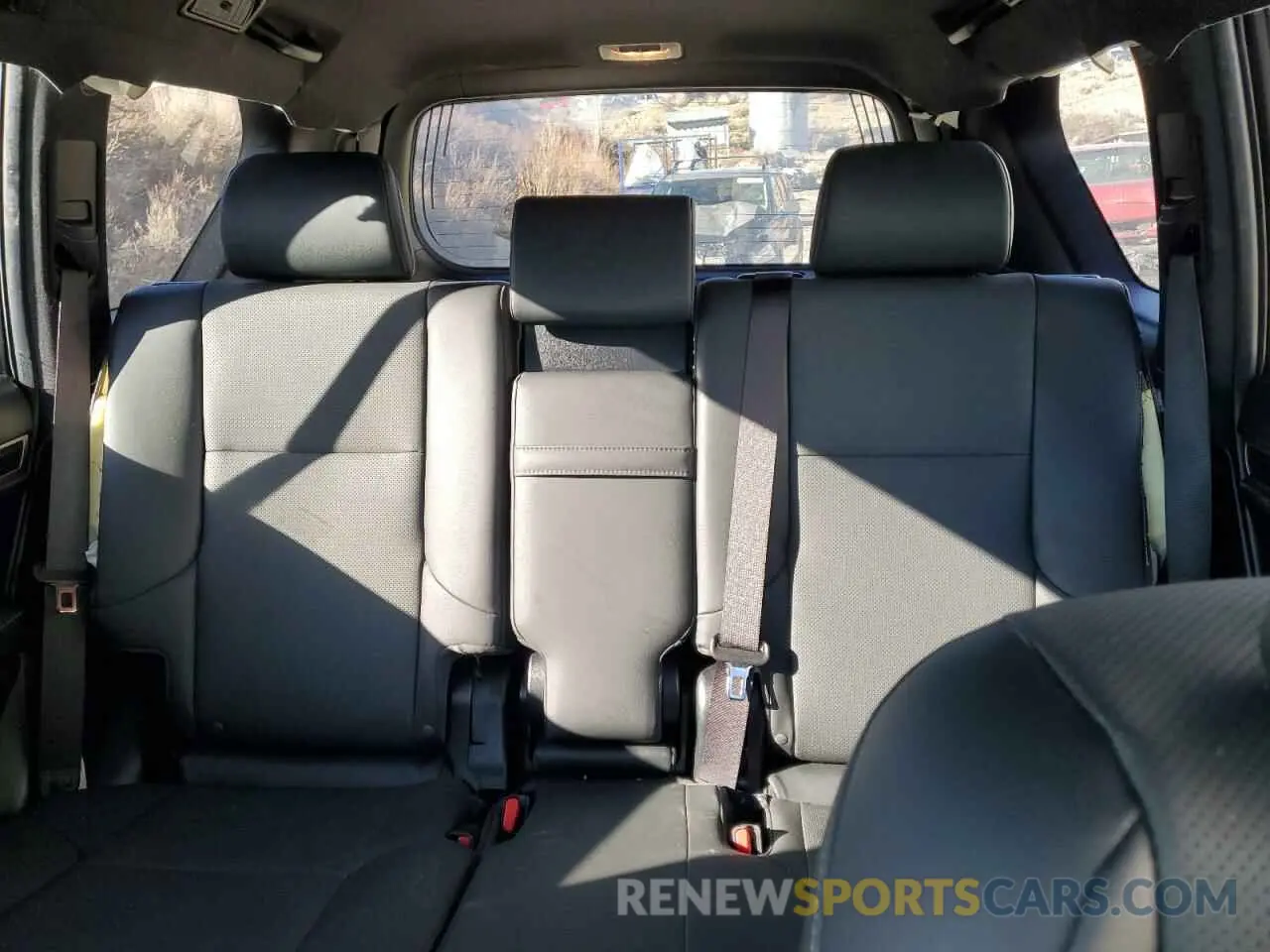 10 Фотография поврежденного автомобиля JTJAM7BXXL5260244 LEXUS GX 2020