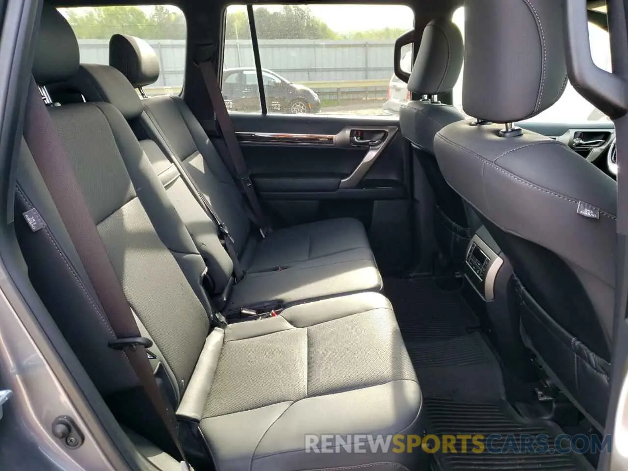 11 Фотография поврежденного автомобиля JTJAM7BX3M5298464 LEXUS GX 2021