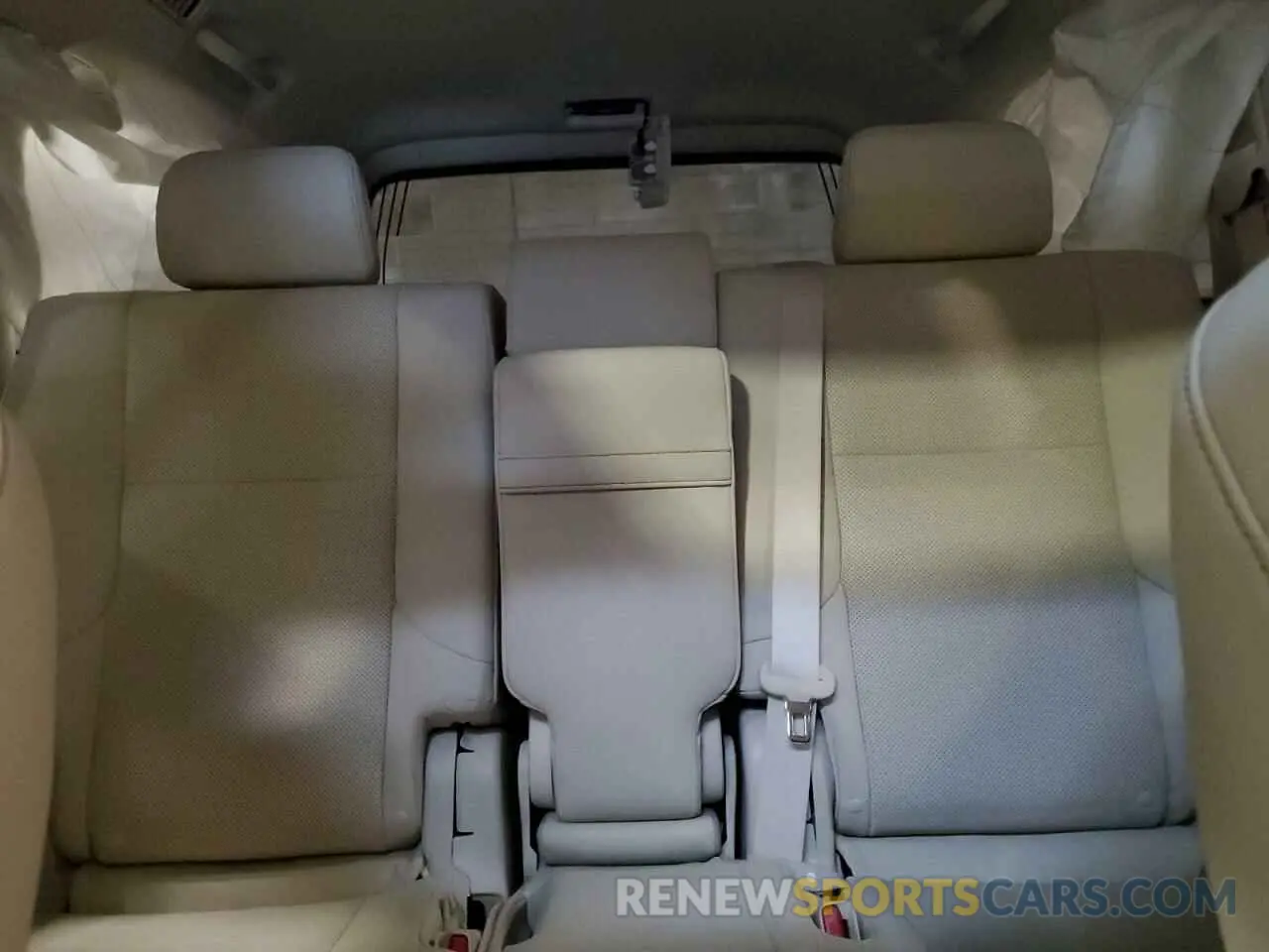 10 Photograph of a damaged car JTJAM7BX4M5274514 LEXUS GX 2021