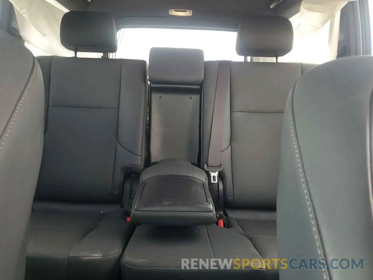 10 Фотография поврежденного автомобиля JTJAM7BX5M5291421 LEXUS GX 2021