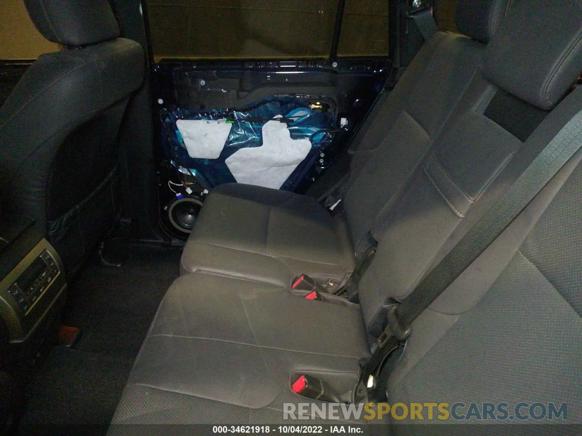 8 Photograph of a damaged car JTJAM7BX7M5271638 LEXUS GX 2021