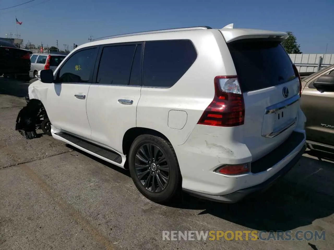 3 Фотография поврежденного автомобиля JTJAM7BX7M5290108 LEXUS GX 2021