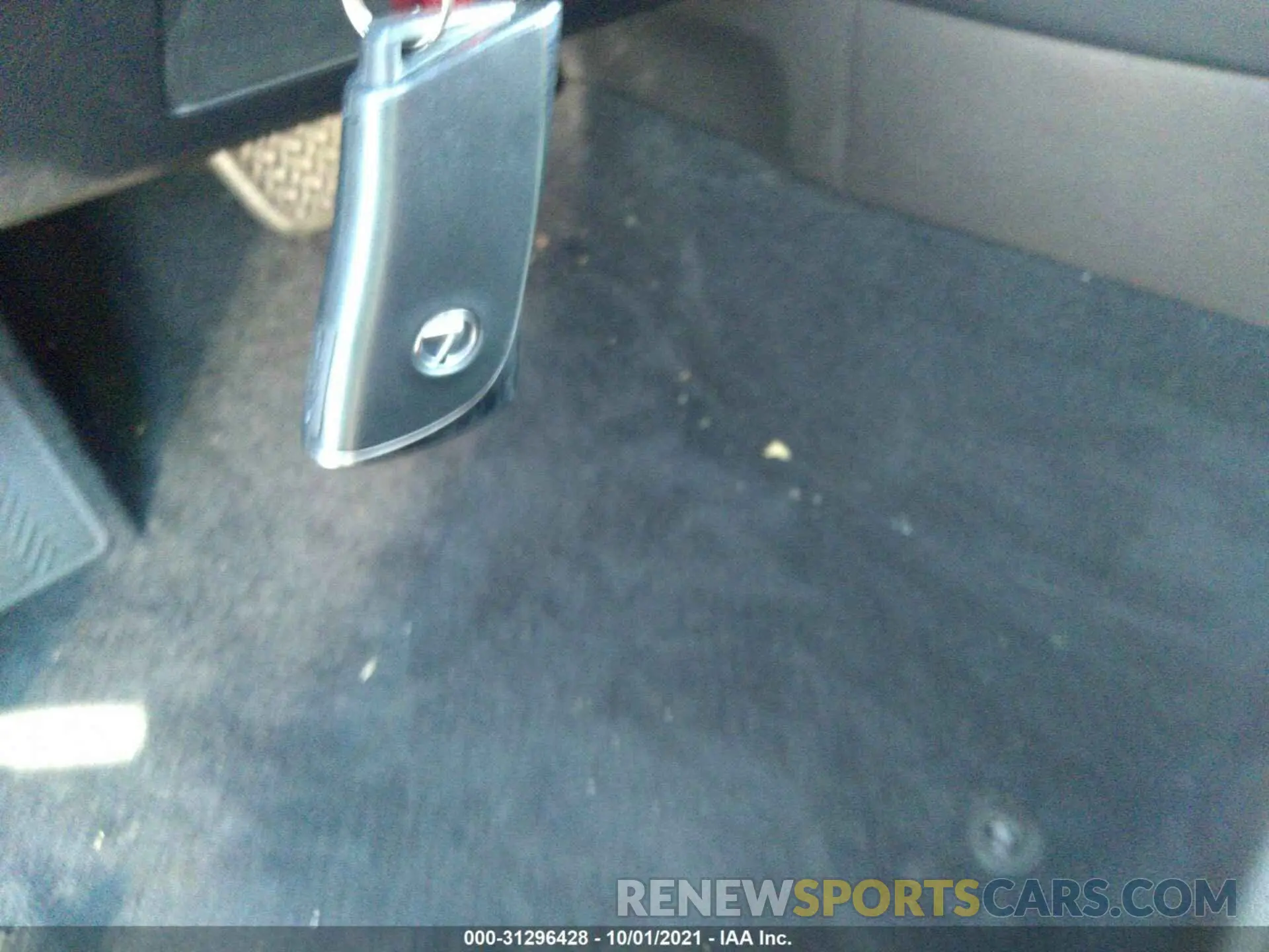 11 Photograph of a damaged car JTJAM7BX8M5277562 LEXUS GX 2021