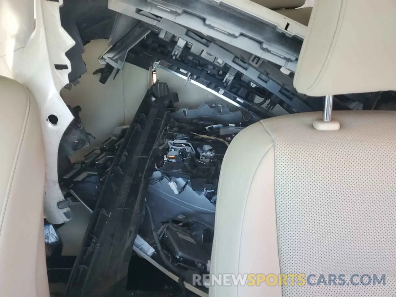10 Photograph of a damaged car JTJAM7BX9M5272418 LEXUS GX 2021