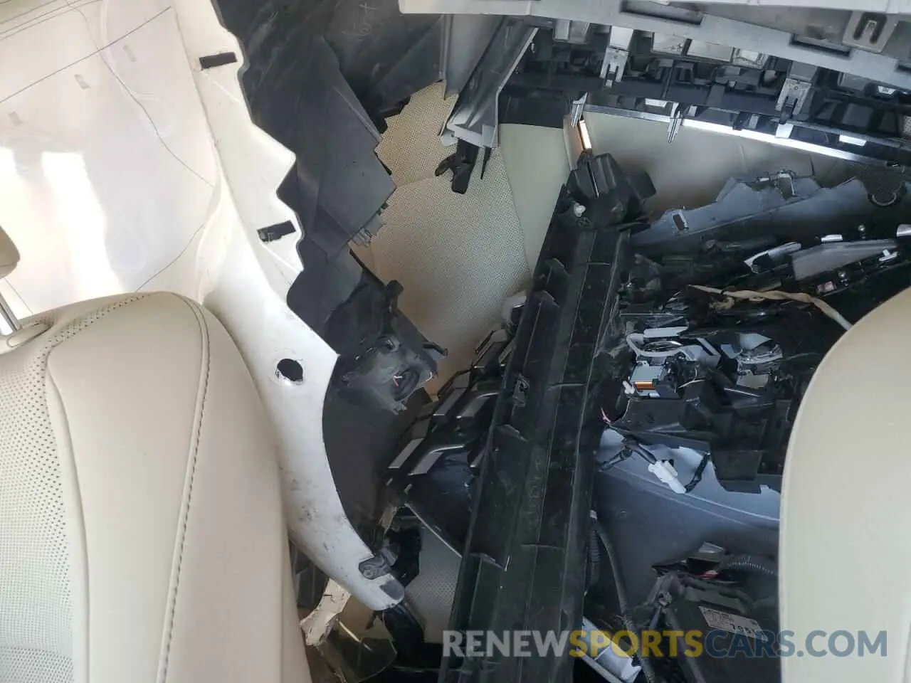 13 Photograph of a damaged car JTJAM7BX9M5272418 LEXUS GX 2021