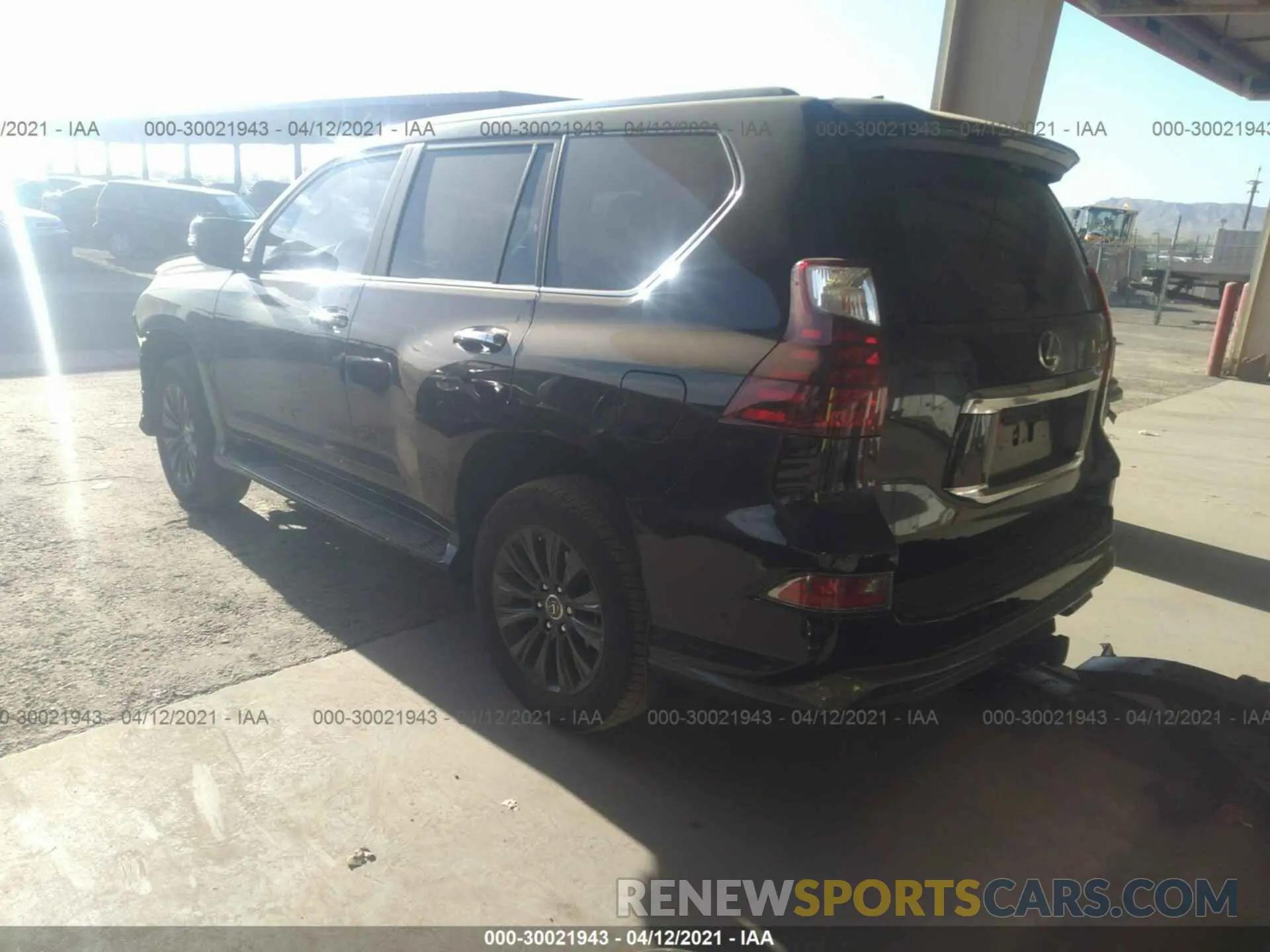 3 Фотография поврежденного автомобиля JTJGM7BX5M5276606 LEXUS GX 2021