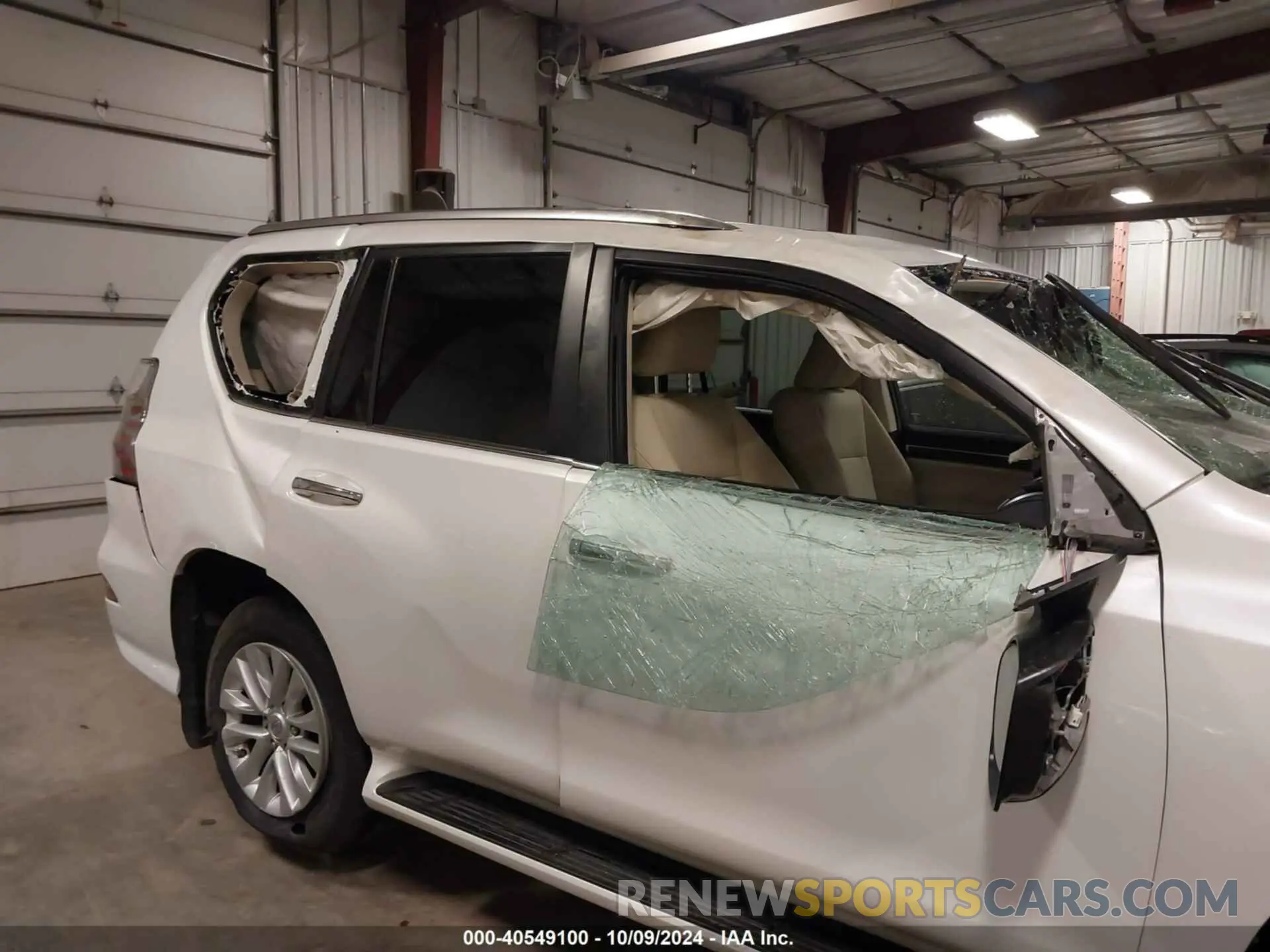 14 Фотография поврежденного автомобиля JTJAM7BX0N5324021 LEXUS GX 2022