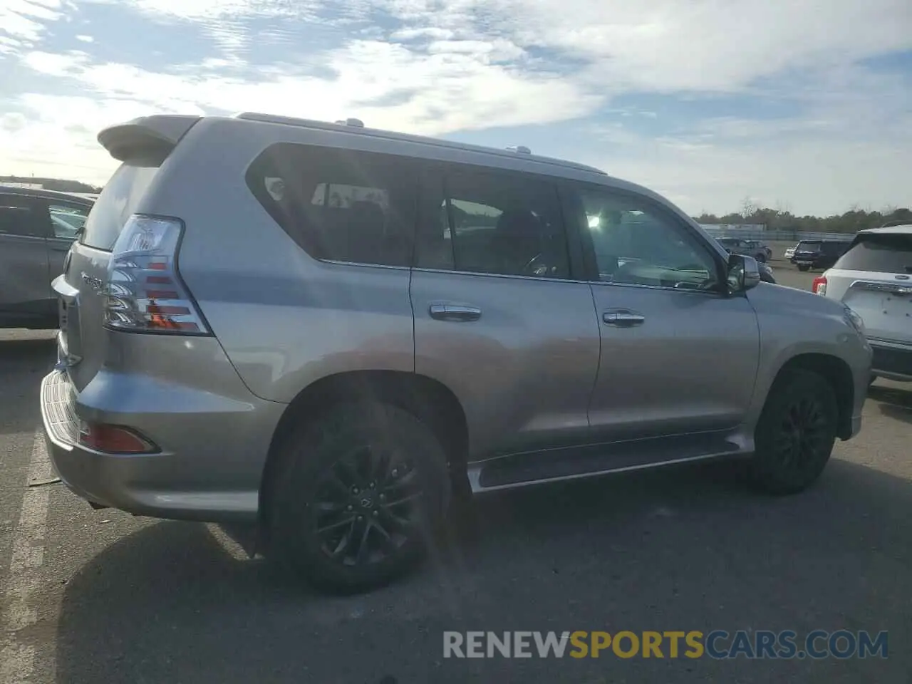 3 Фотография поврежденного автомобиля JTJAM7BX2P5364264 LEXUS GX 2023
