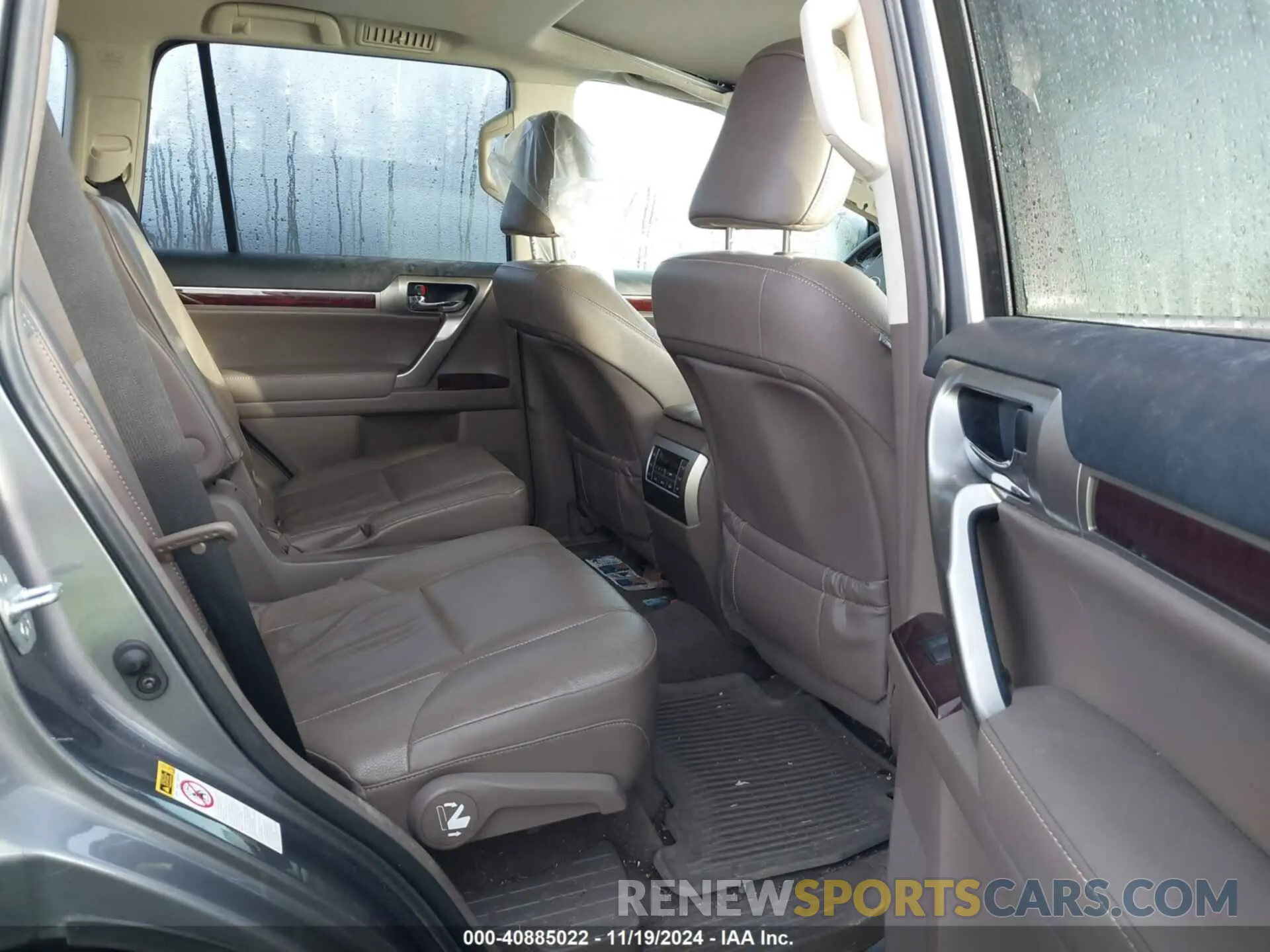 8 Photograph of a damaged car JTJBM7FX1K5217974 LEXUS GX 460 2019