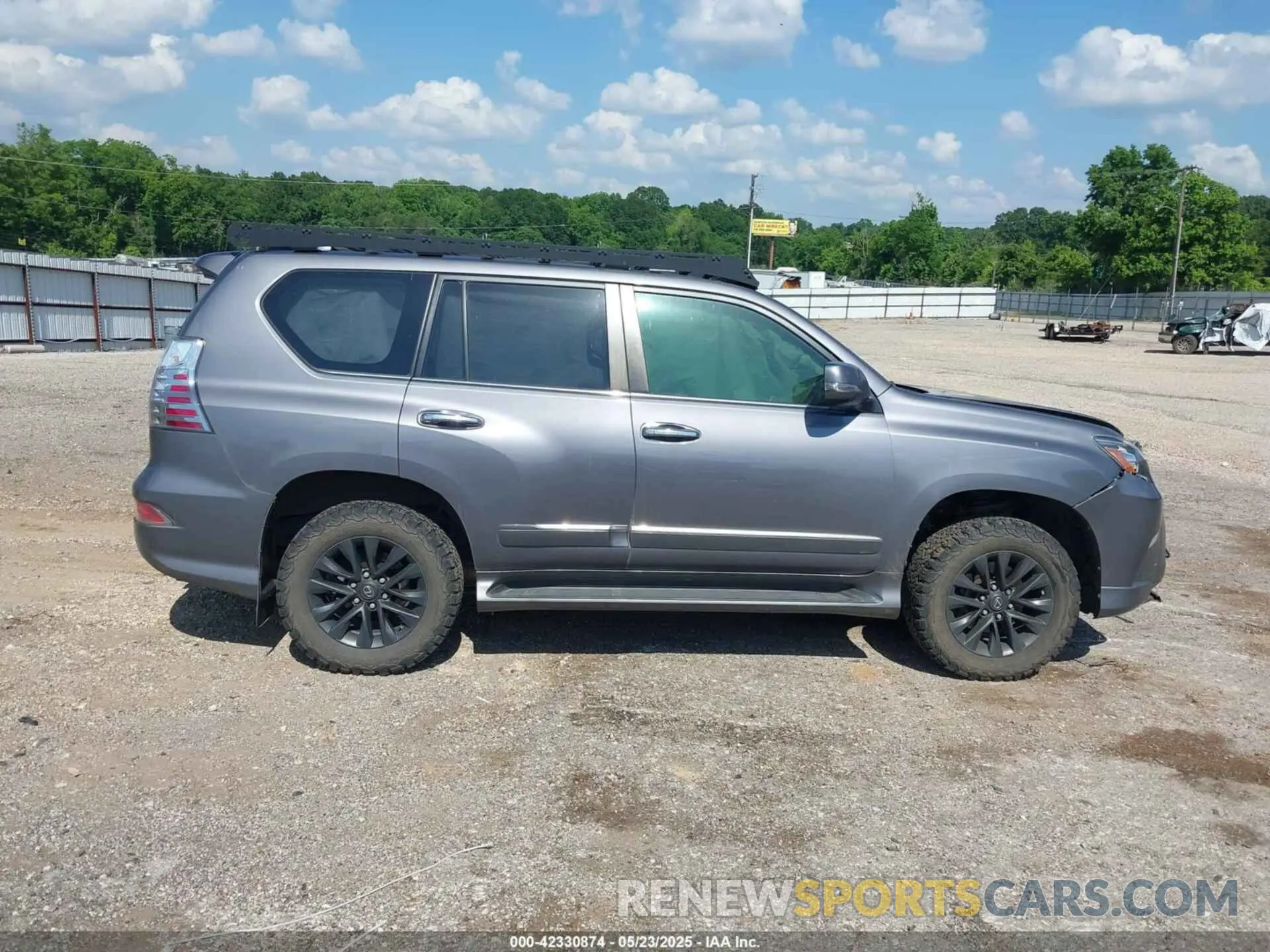 14 Photograph of a damaged car JTJBM7FX1K5233625 LEXUS GX 460 2019