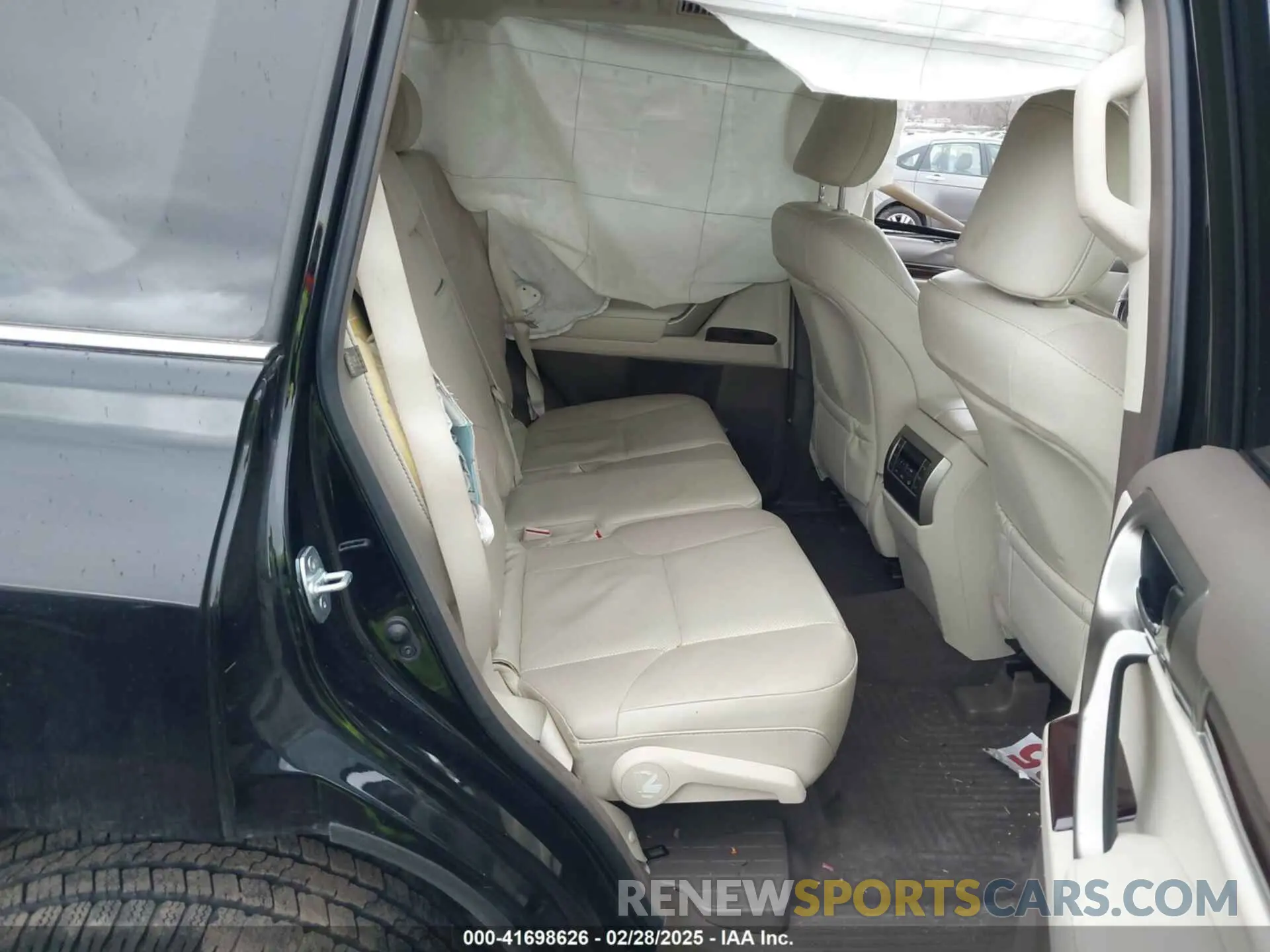 8 Фотография поврежденного автомобиля JTJBM7FX1K5234807 LEXUS GX 460 2019