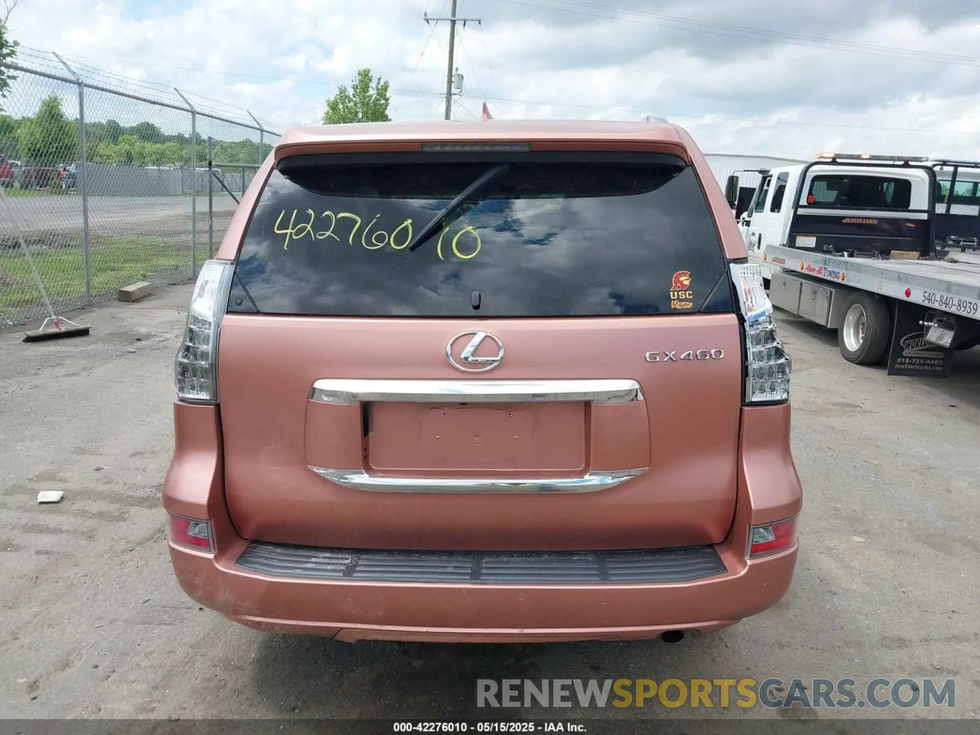 16 Photograph of a damaged car JTJBM7FX1K5235388 LEXUS GX 460 2019