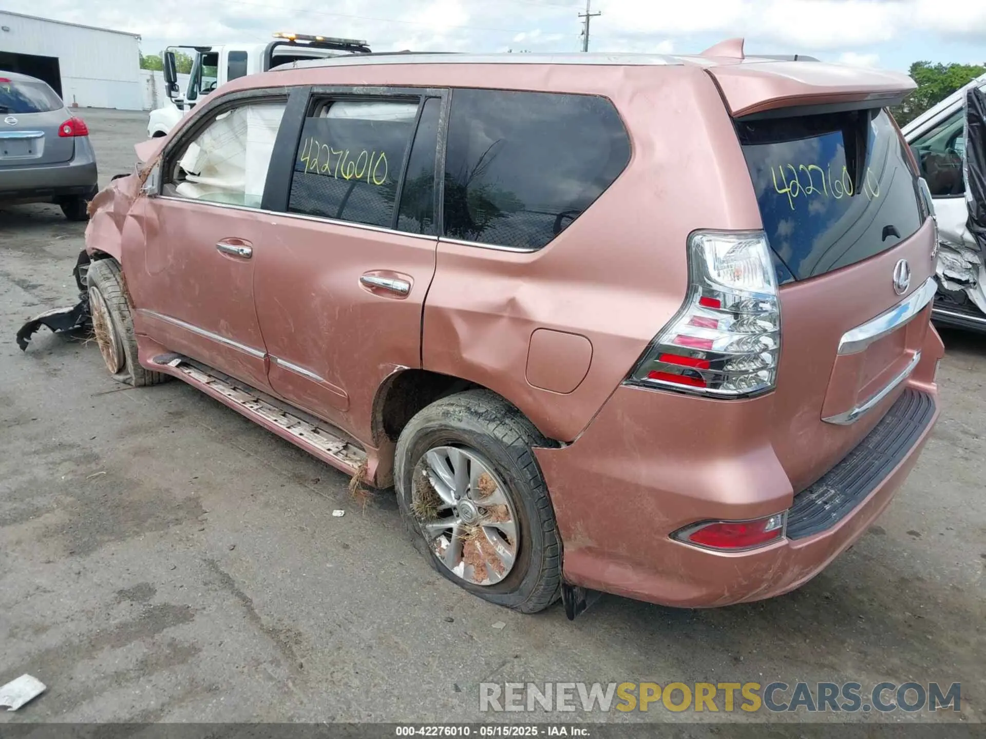 3 Photograph of a damaged car JTJBM7FX1K5235388 LEXUS GX 460 2019