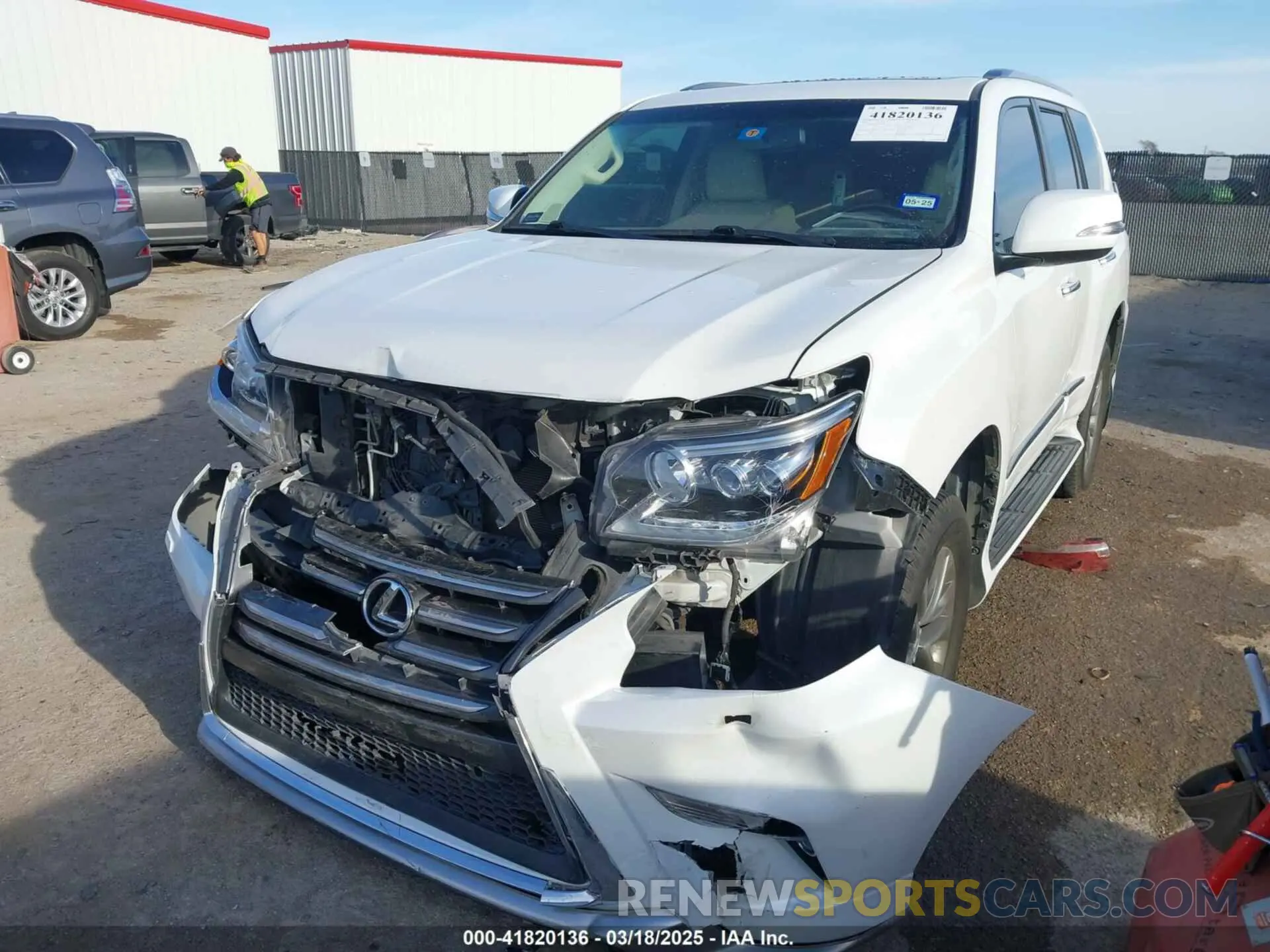 2 Фотография поврежденного автомобиля JTJBM7FX8K5216952 LEXUS GX 460 2019