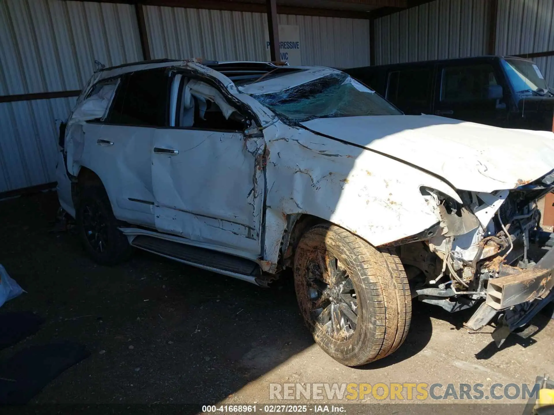1 Photograph of a damaged car JTJBM7FX8K5235114 LEXUS GX 460 2019