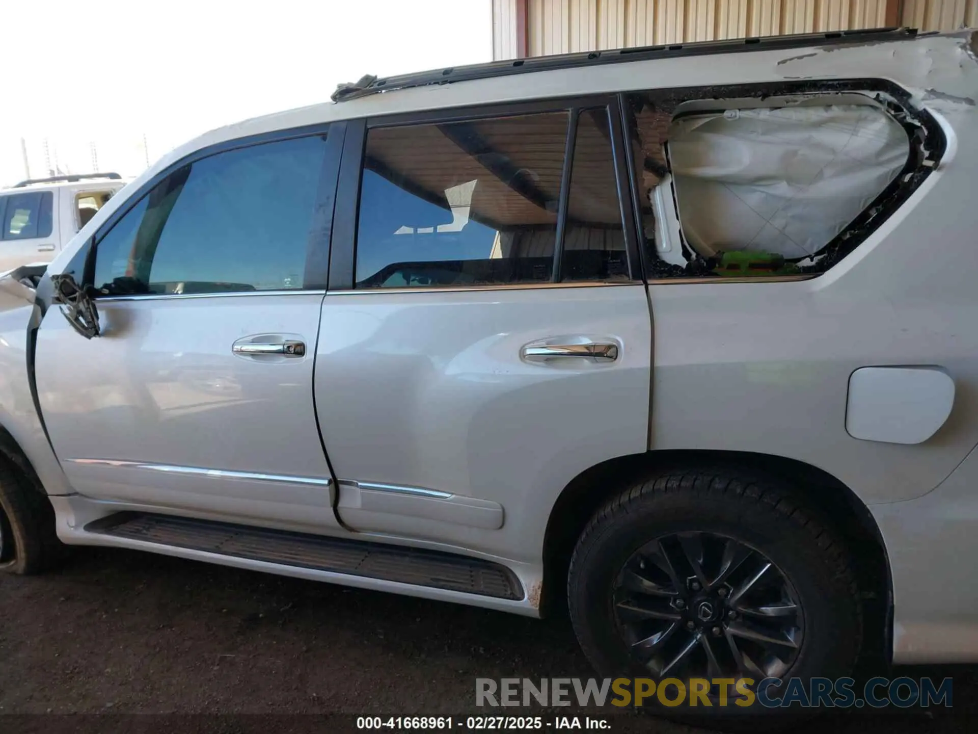 15 Photograph of a damaged car JTJBM7FX8K5235114 LEXUS GX 460 2019