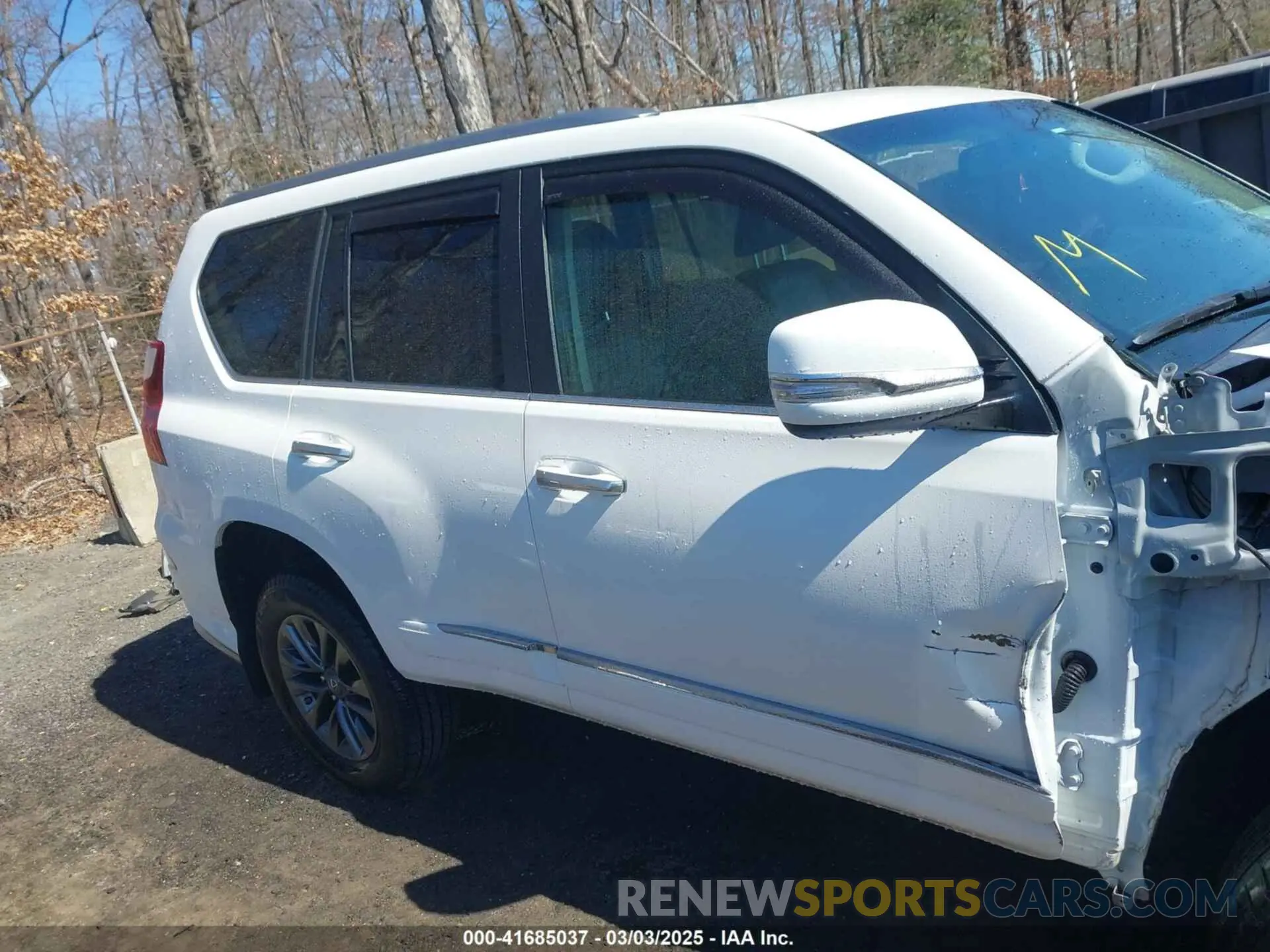 14 Photograph of a damaged car JTJJM7FXXK5227544 LEXUS GX 460 2019