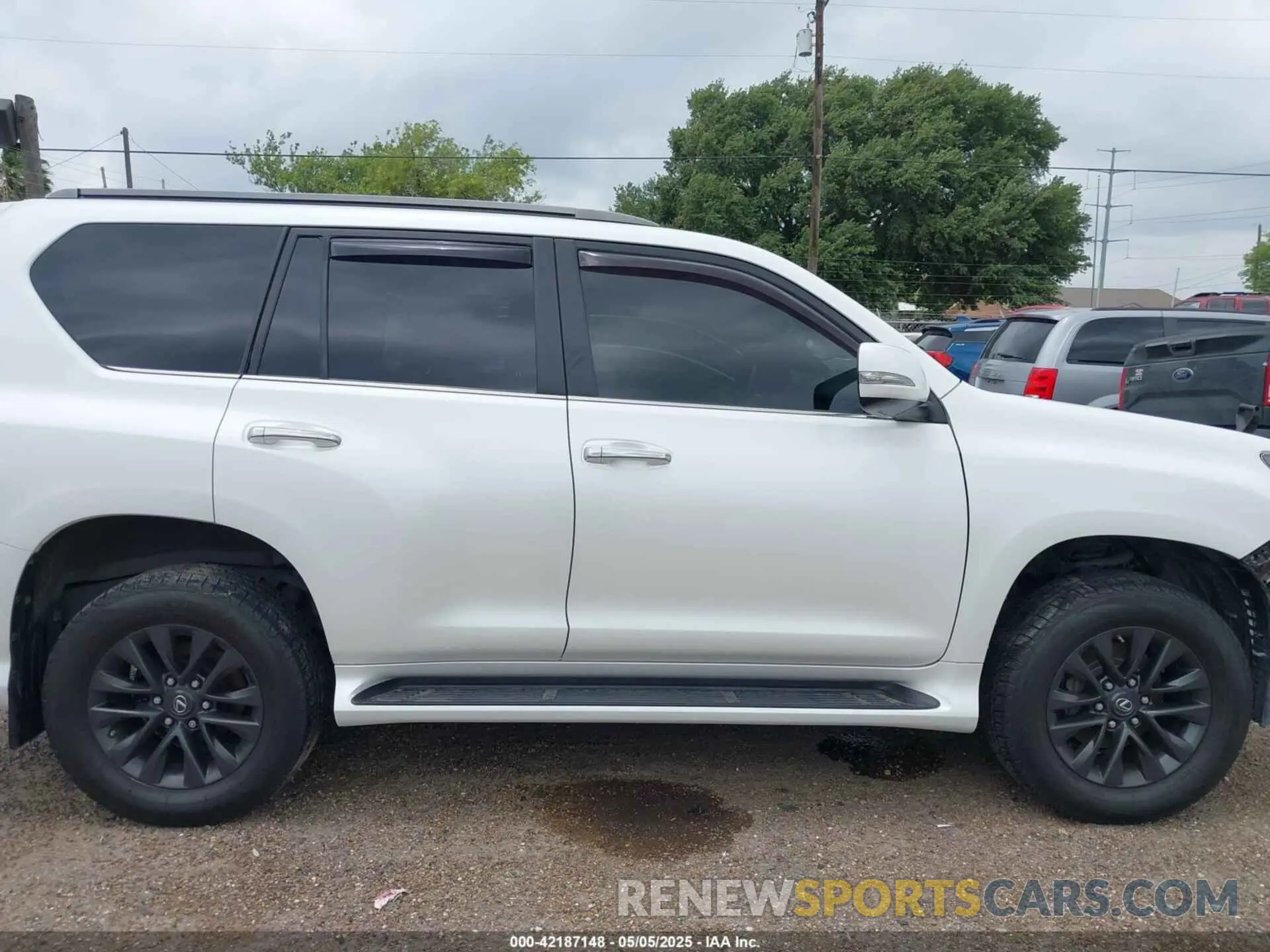 14 Фотография поврежденного автомобиля JTJAM7BX6L5266770 LEXUS GX 460 2020