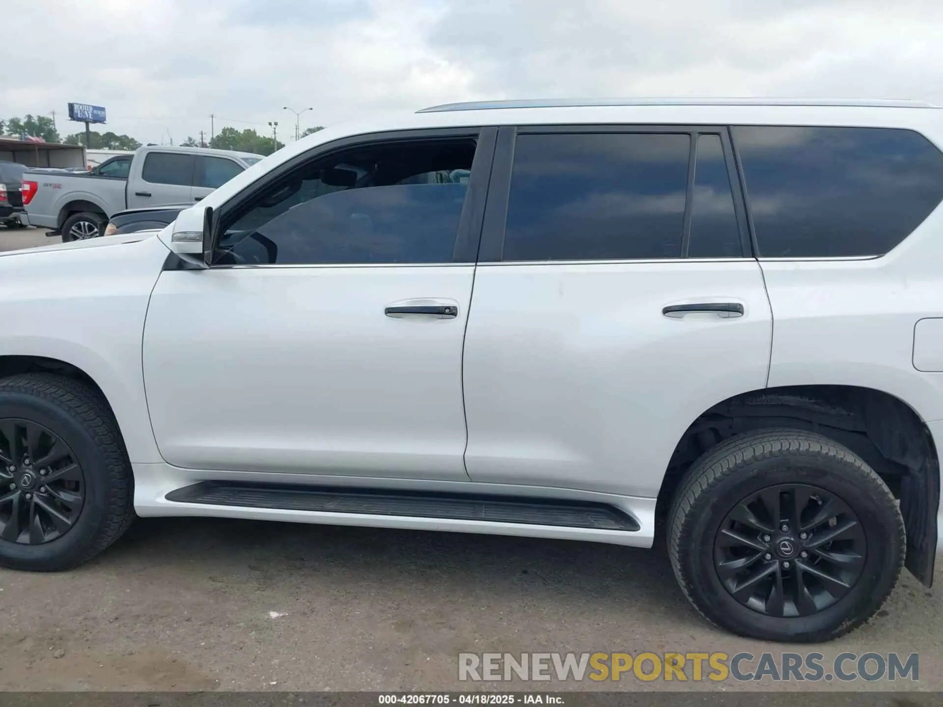 14 Фотография поврежденного автомобиля JTJAM7BXXL5246683 LEXUS GX 460 2020