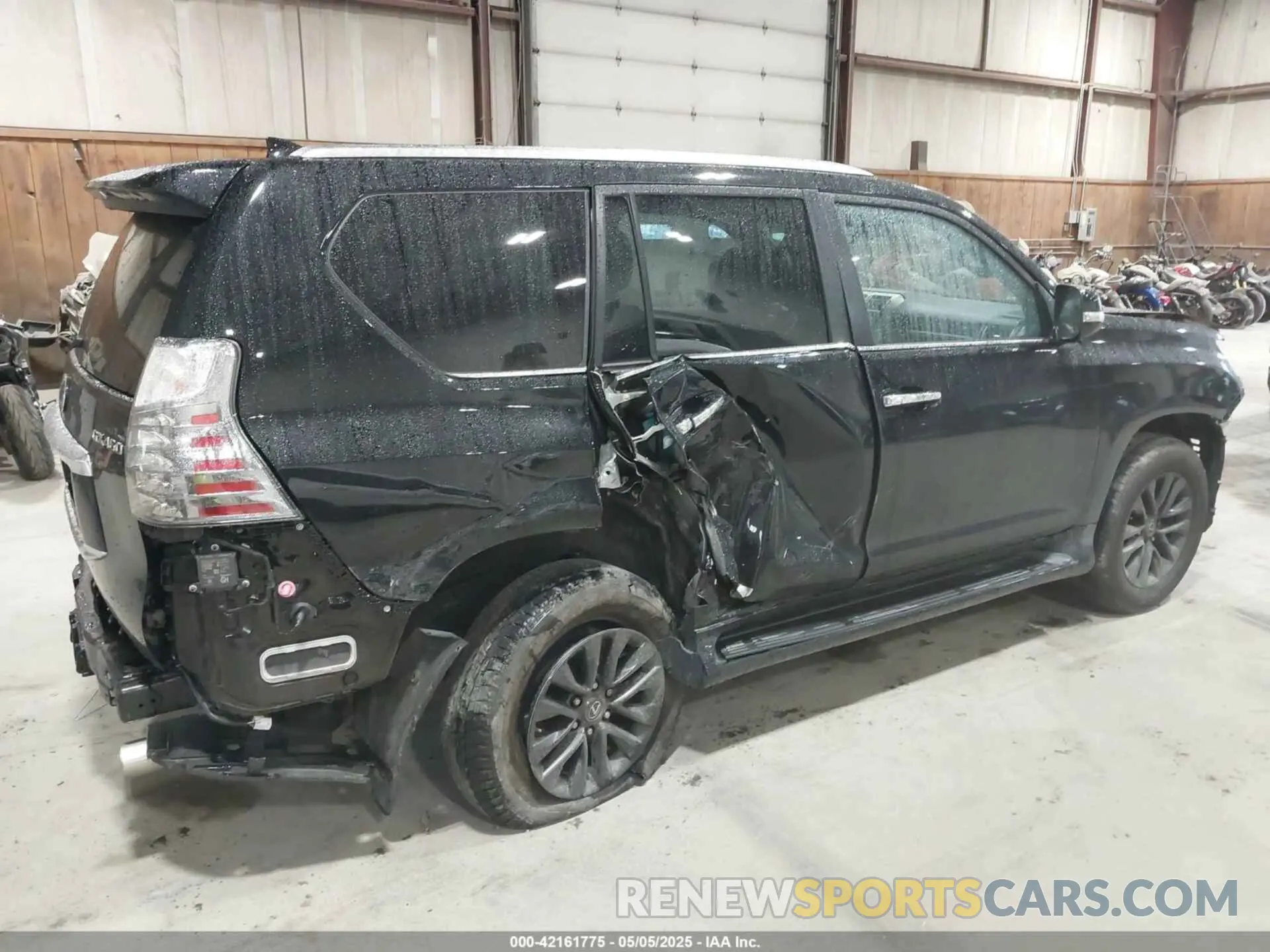 18 Фотография поврежденного автомобиля JTJAM7BX0M5304270 LEXUS GX 460 2021