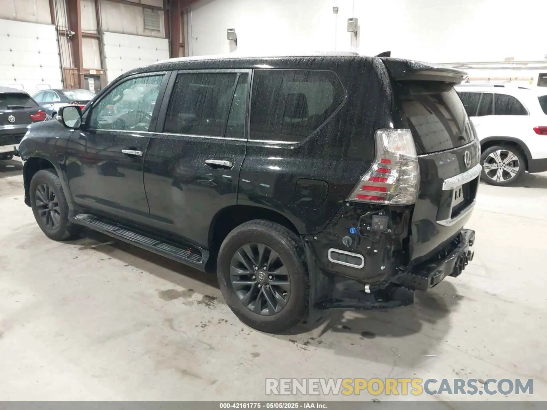 3 Фотография поврежденного автомобиля JTJAM7BX0M5304270 LEXUS GX 460 2021