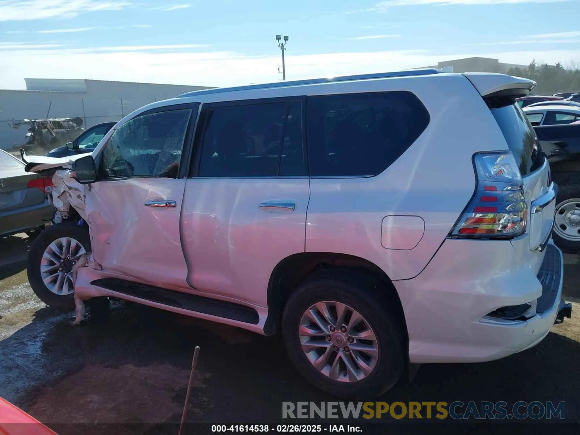 13 Фотография поврежденного автомобиля JTJAM7BX2M5276567 LEXUS GX 460 2021