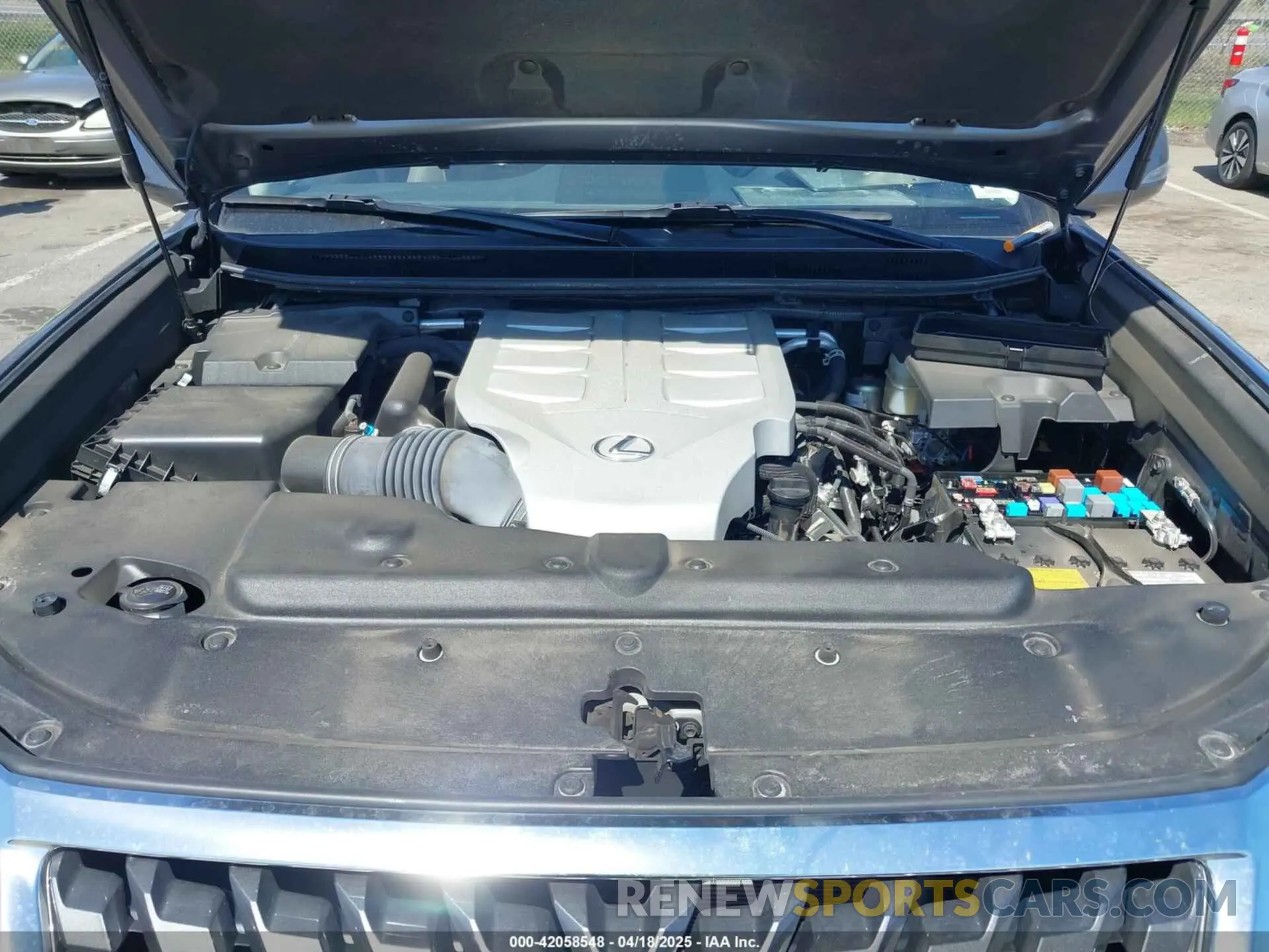 10 Фотография поврежденного автомобиля JTJAM7BX8N5328897 LEXUS GX 460 2022