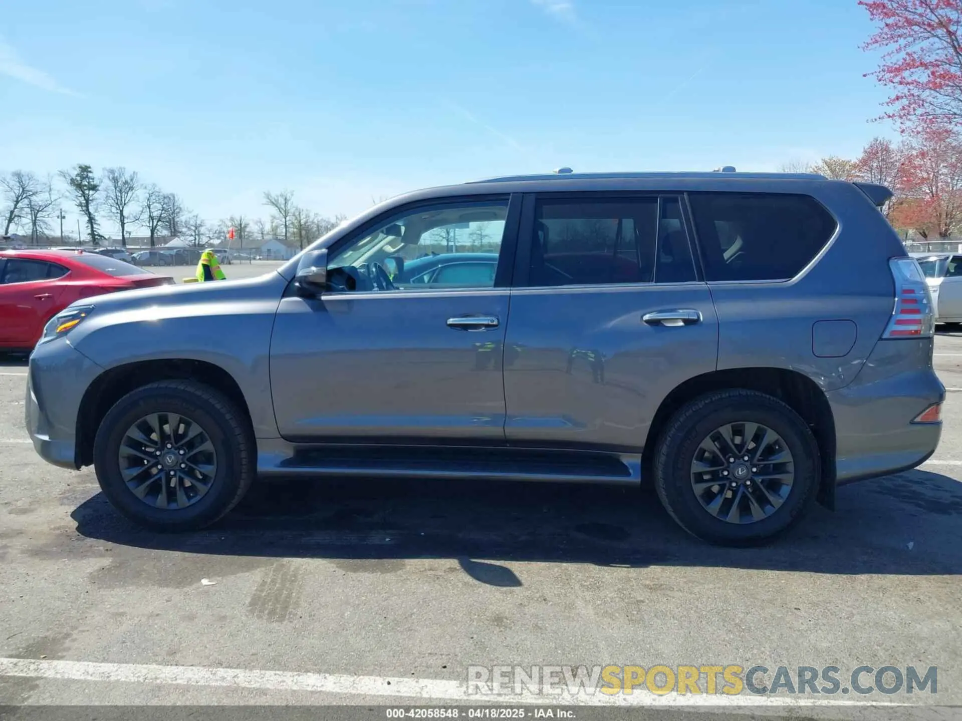 14 Фотография поврежденного автомобиля JTJAM7BX8N5328897 LEXUS GX 460 2022
