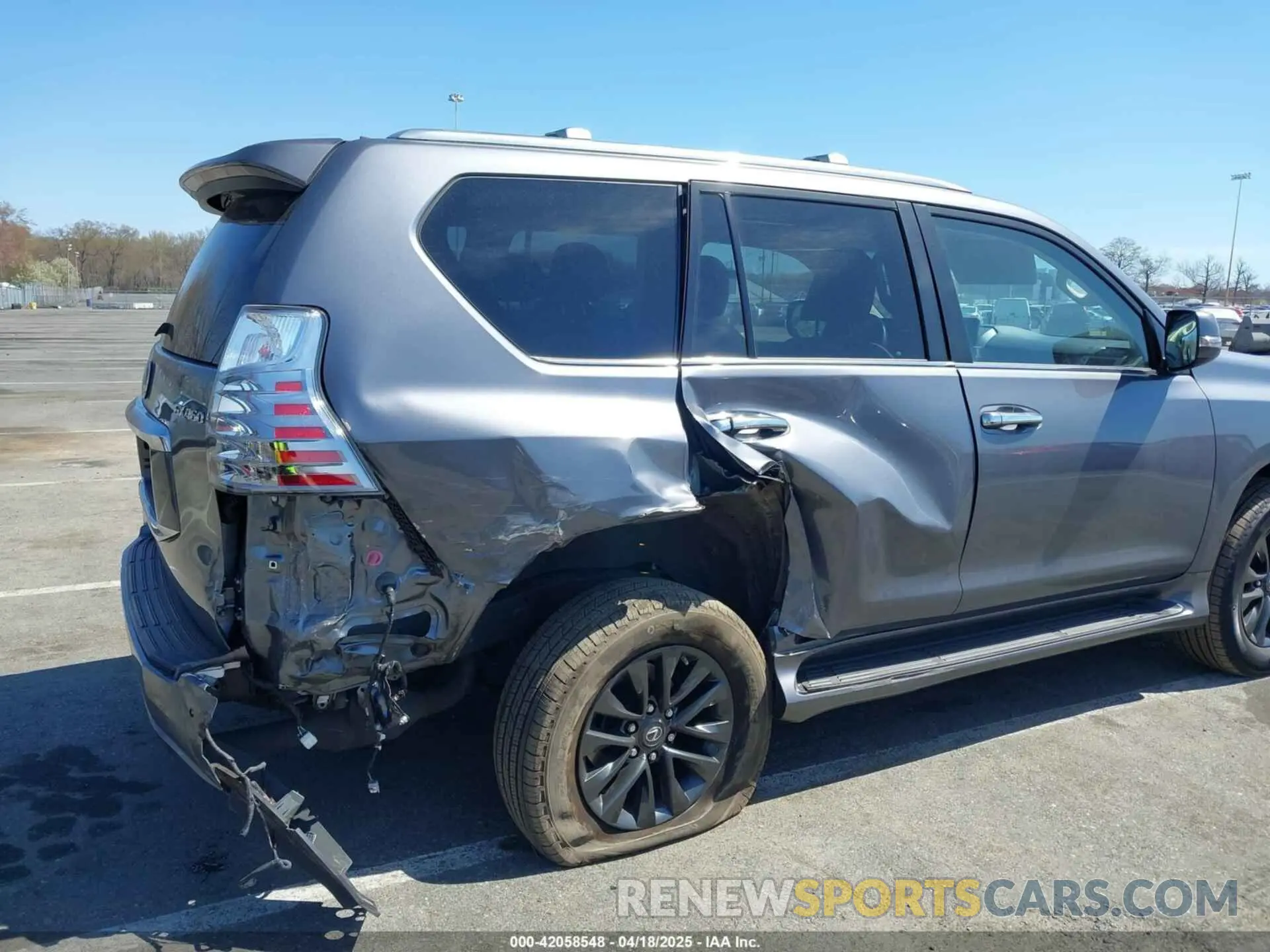 6 Фотография поврежденного автомобиля JTJAM7BX8N5328897 LEXUS GX 460 2022