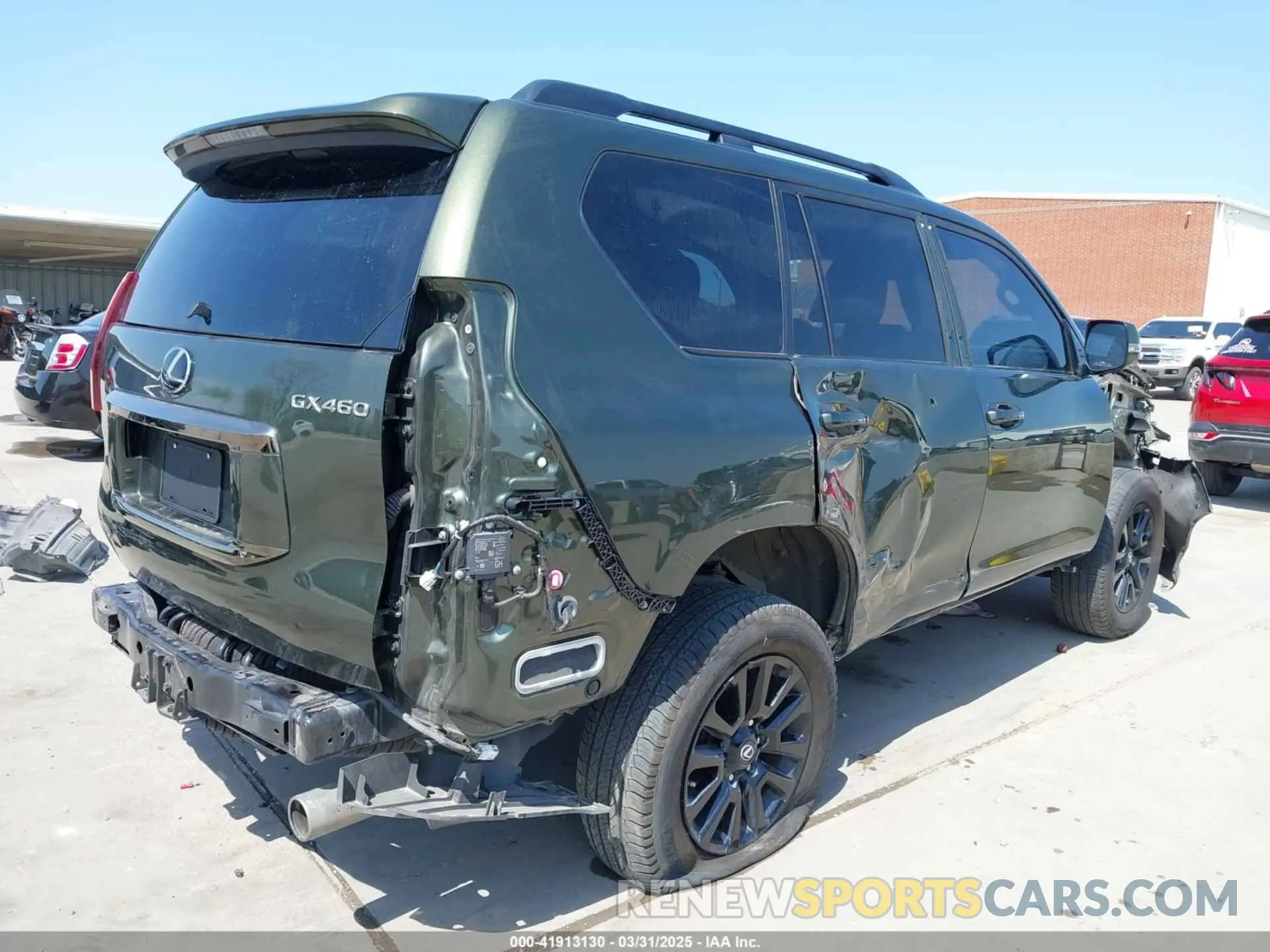 4 Photograph of a damaged car JTJKM7BX0N5318806 LEXUS GX 460 2022